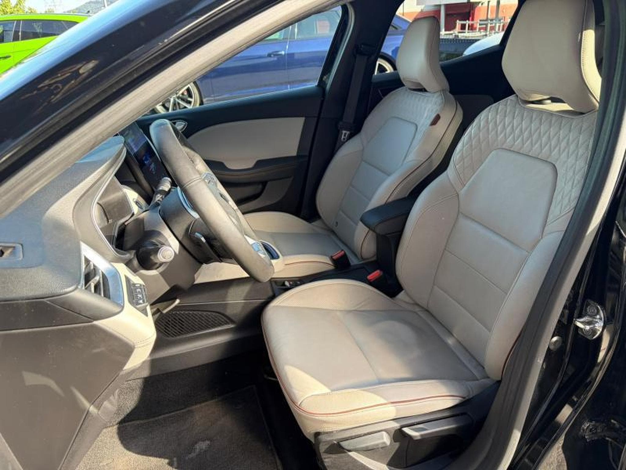 Renault Clio V Initiale Paris TCE 130 (2020) - Photo 8