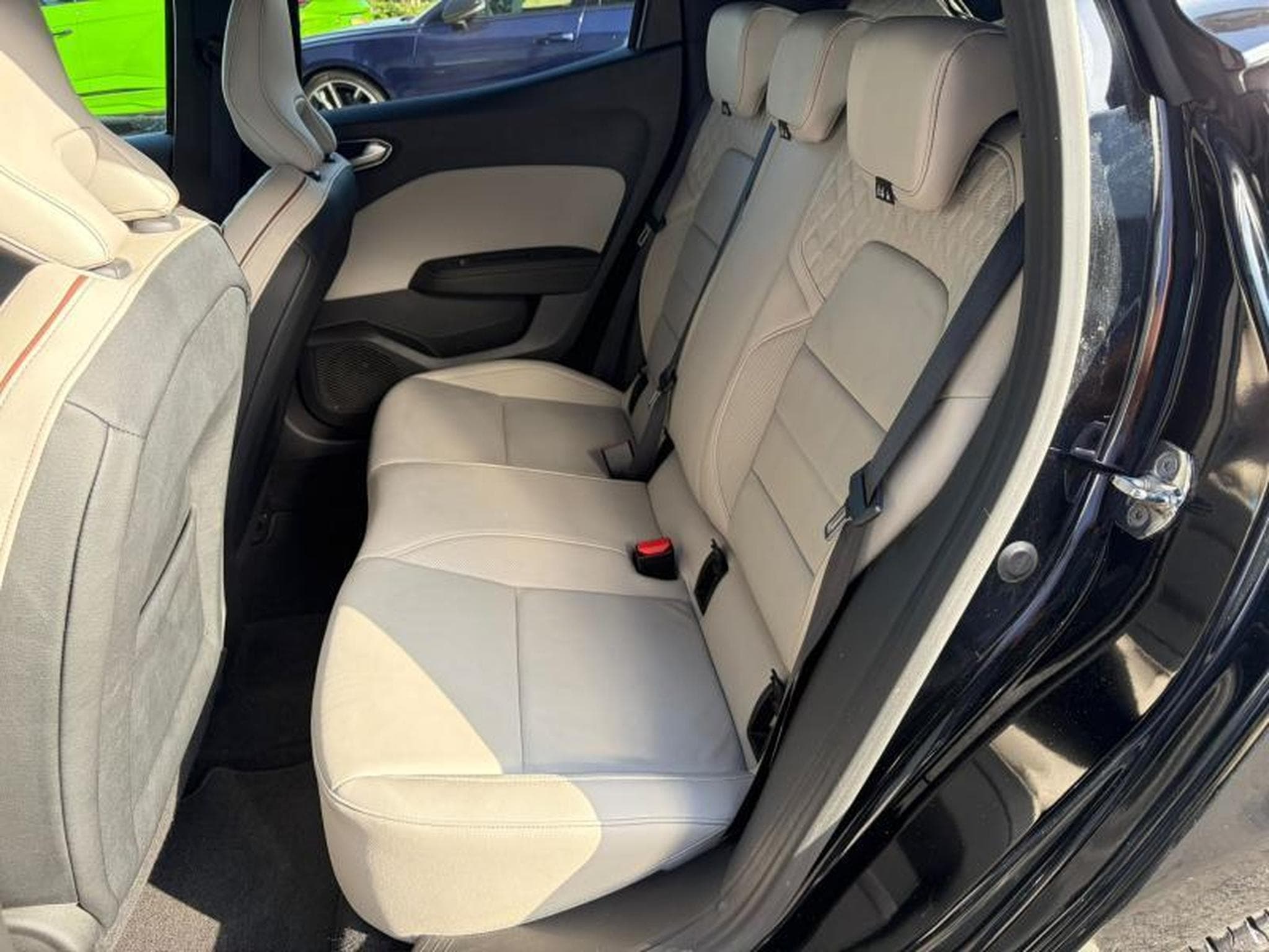 Renault Clio V Initiale Paris TCE 130 (2020) - Photo 9
