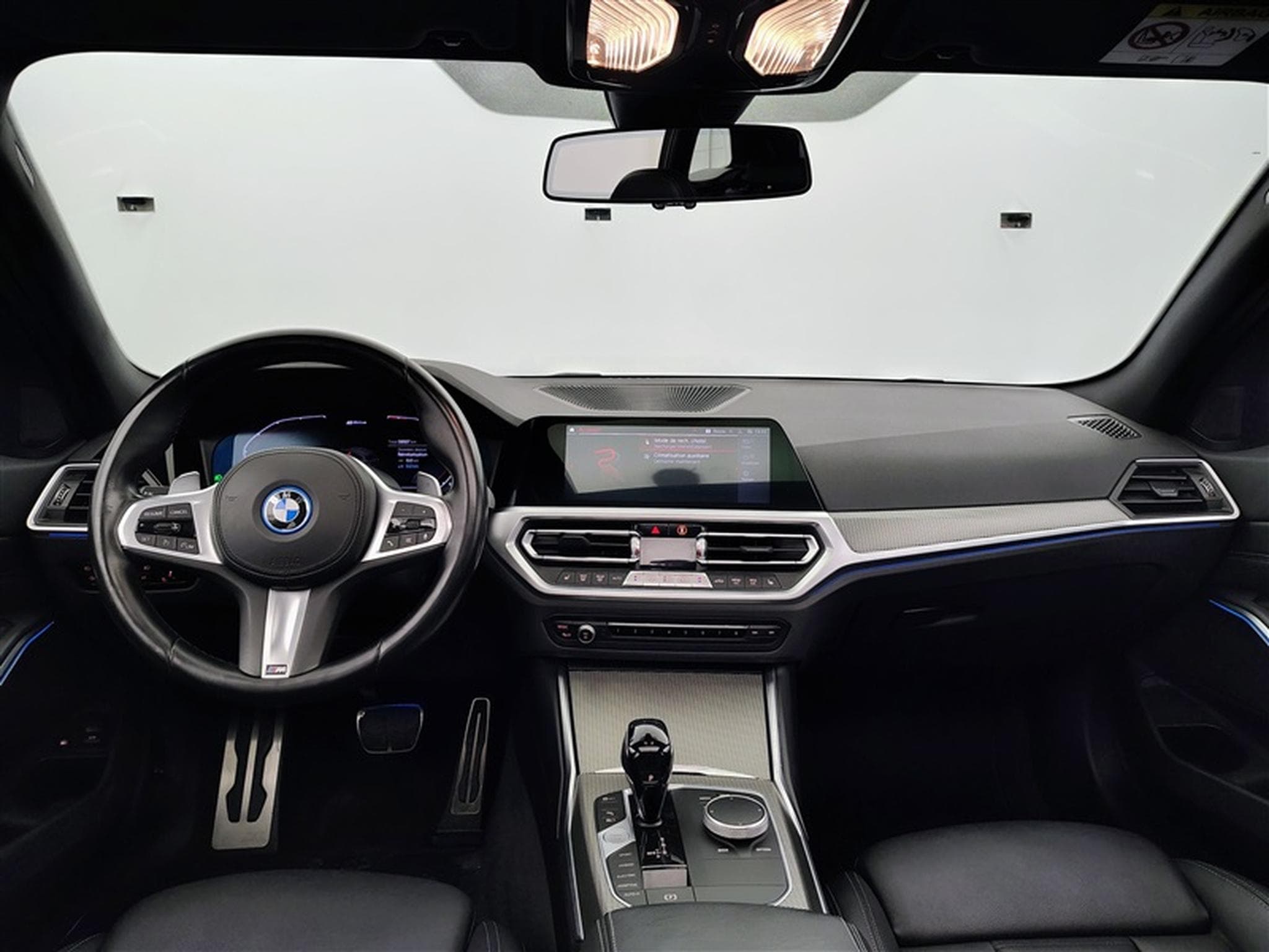 BMW 330 e XDrive PHEV PACK M NAV/CARPLAY/CAM/CUIR/PANO/LASER LED/HUD (2022) - Foto 8