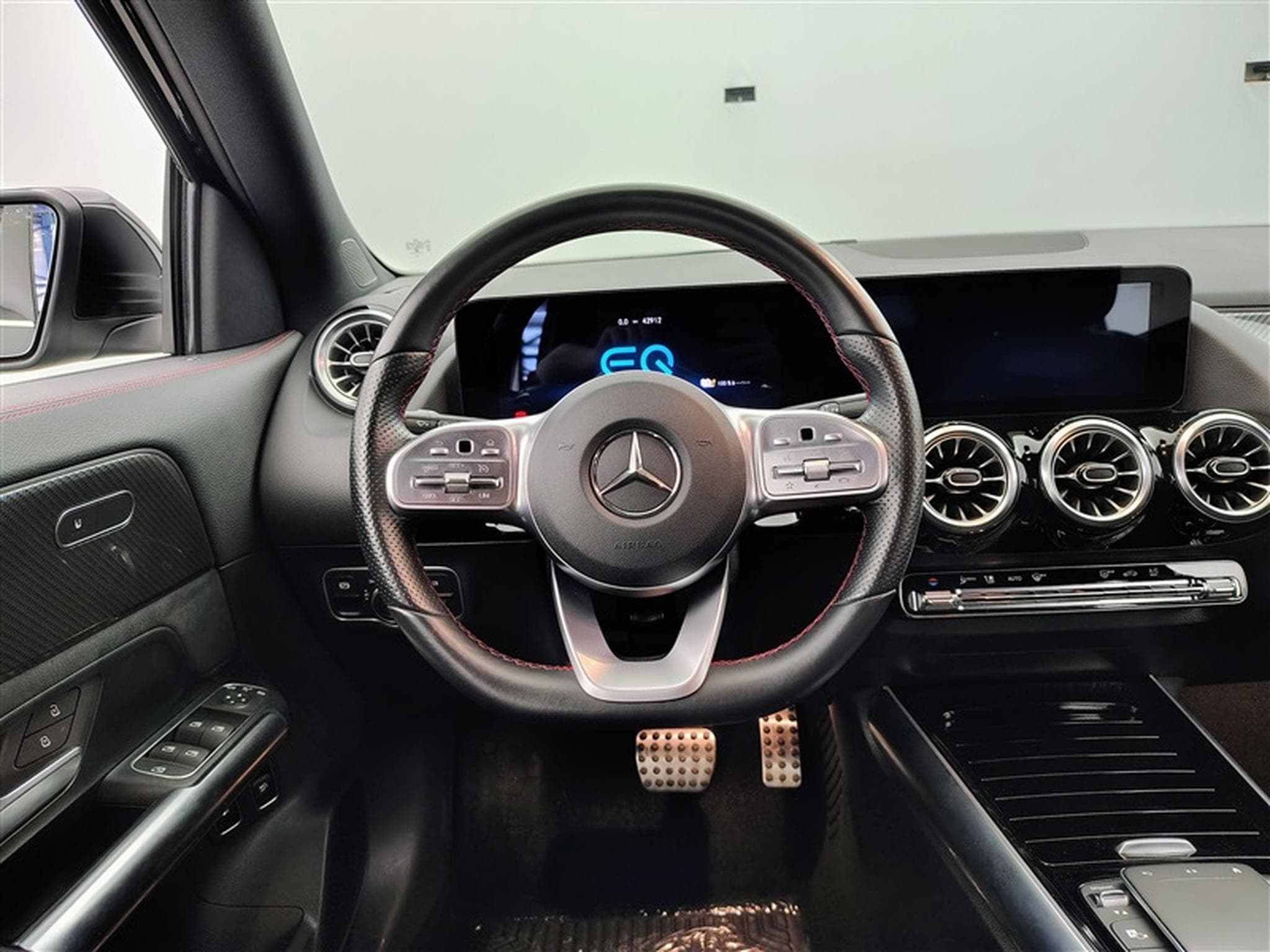Mercedes GLA 250 e PHEV AMG LINE NAVI / FULL LED (2022) - Foto 9