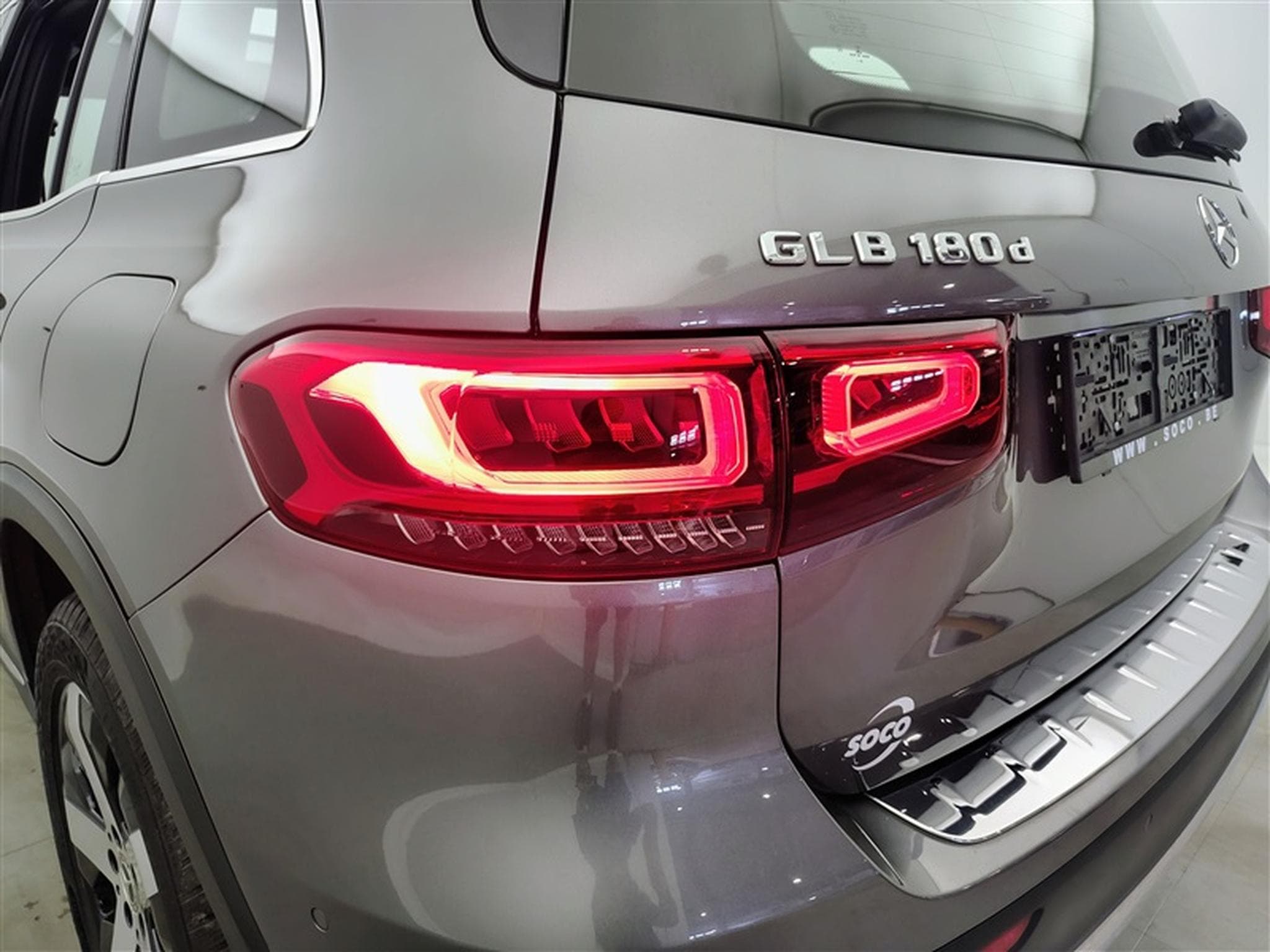Mercedes GLB 180 d AUTOM. Luxury NAVI / CUIR SPORT / FULL LED (2022) - Foto 16