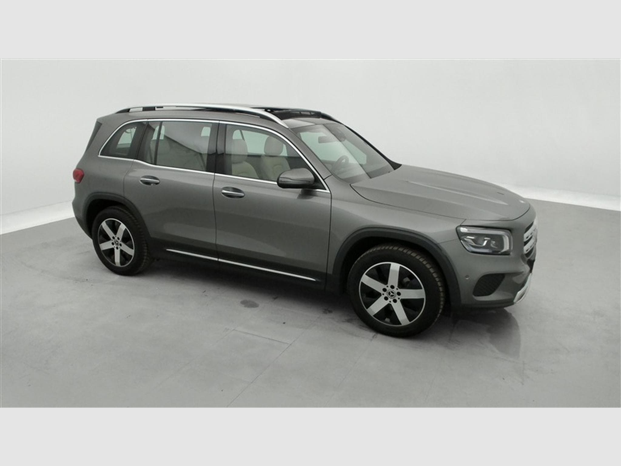 Mercedes GLB 180 d AUTOM. Luxury NAVI / CUIR SPORT / FULL LED (2022) - Foto 24
