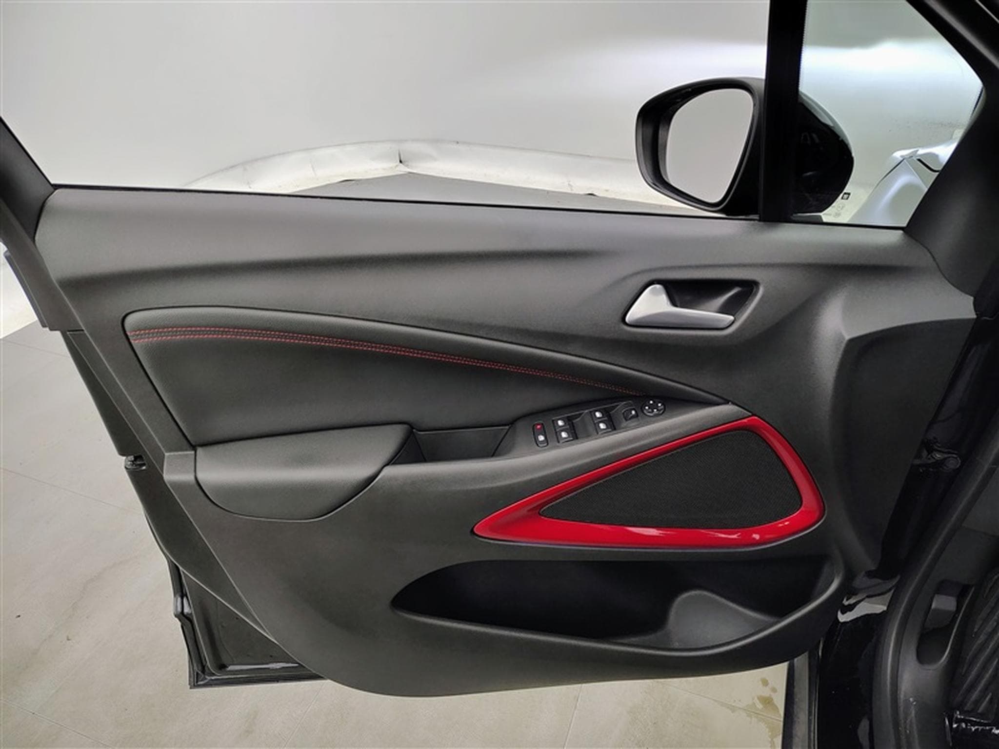Opel Crossland 1.2 Turbo 110Cv GS Line S-CUIR/FULL LED/CARPLAY/CAMERA (2023) - Photo 17