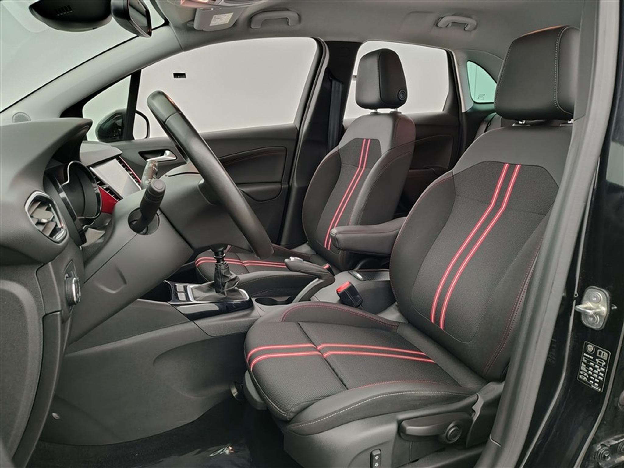 Opel Crossland 1.2 Turbo 110Cv GS Line S-CUIR/FULL LED/CARPLAY/CAMERA (2023) - Photo 7