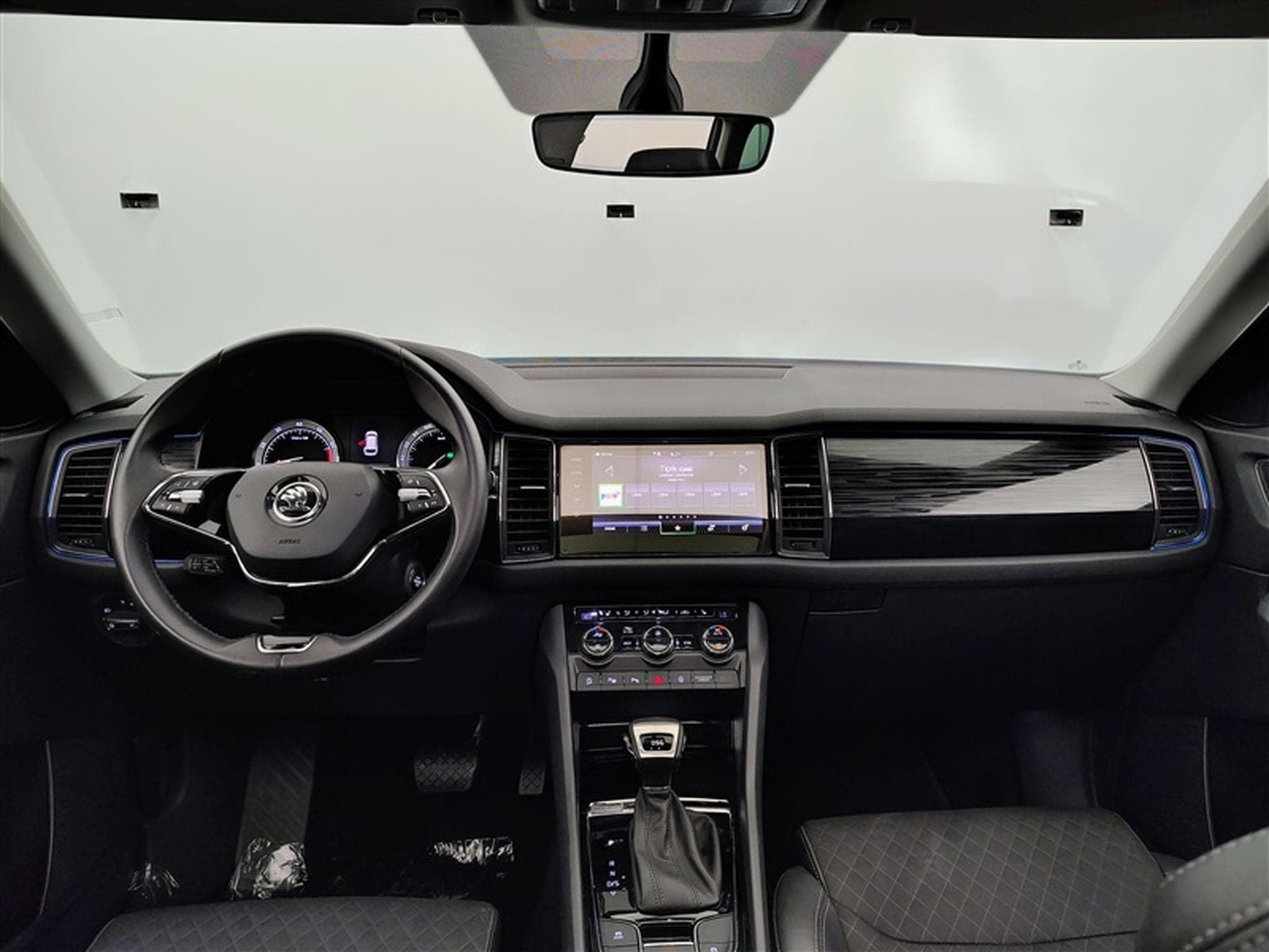 Skoda Kodiaq 1.5 TSI CLEVER+ DSG TOIT PANO (2021) - Photo 8