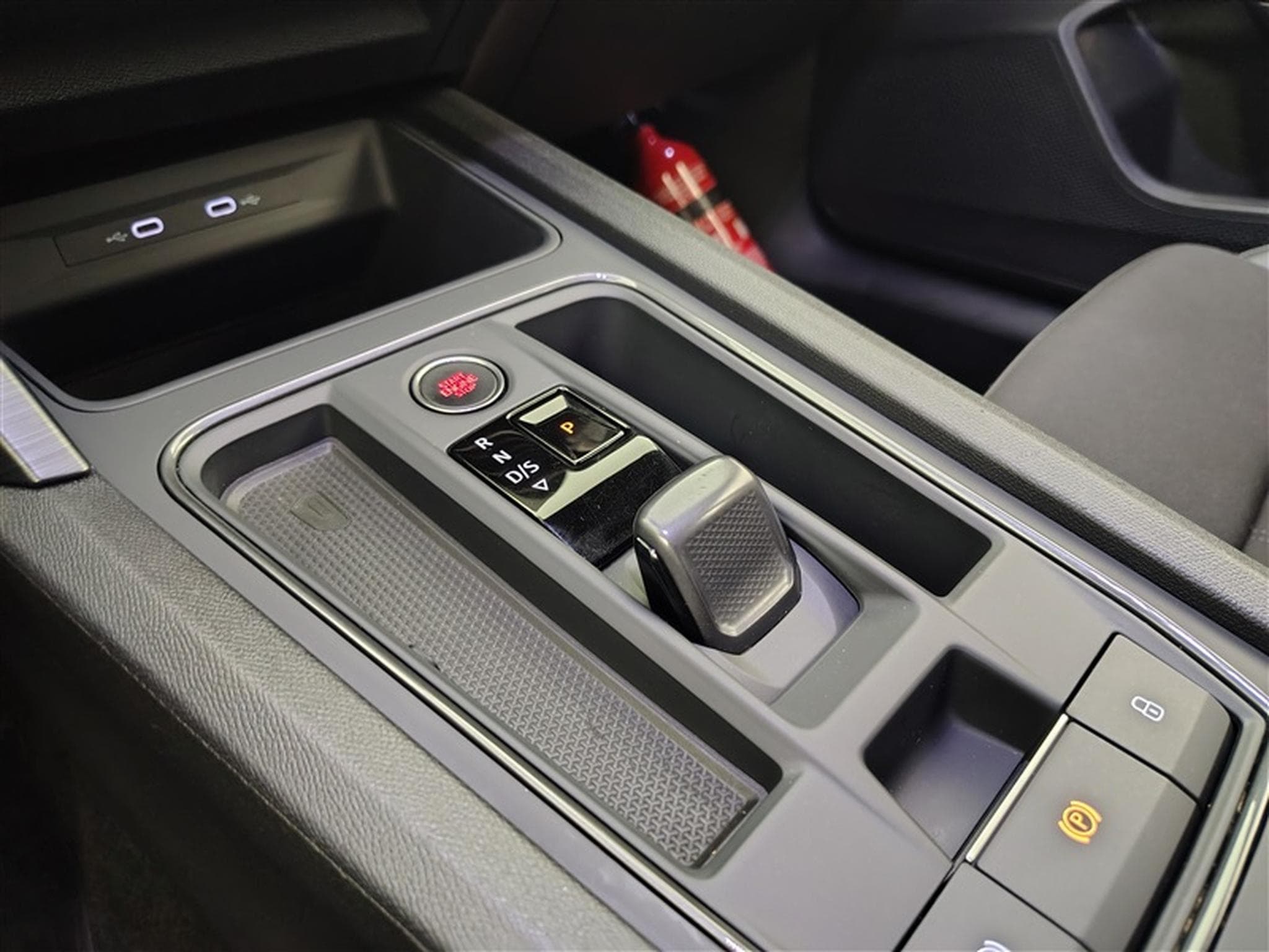 Cupra Formentor 1.4 e-Hybrid PHEV DSG NAVI / S-CUIR / FULL LED (2023) - Foto 12