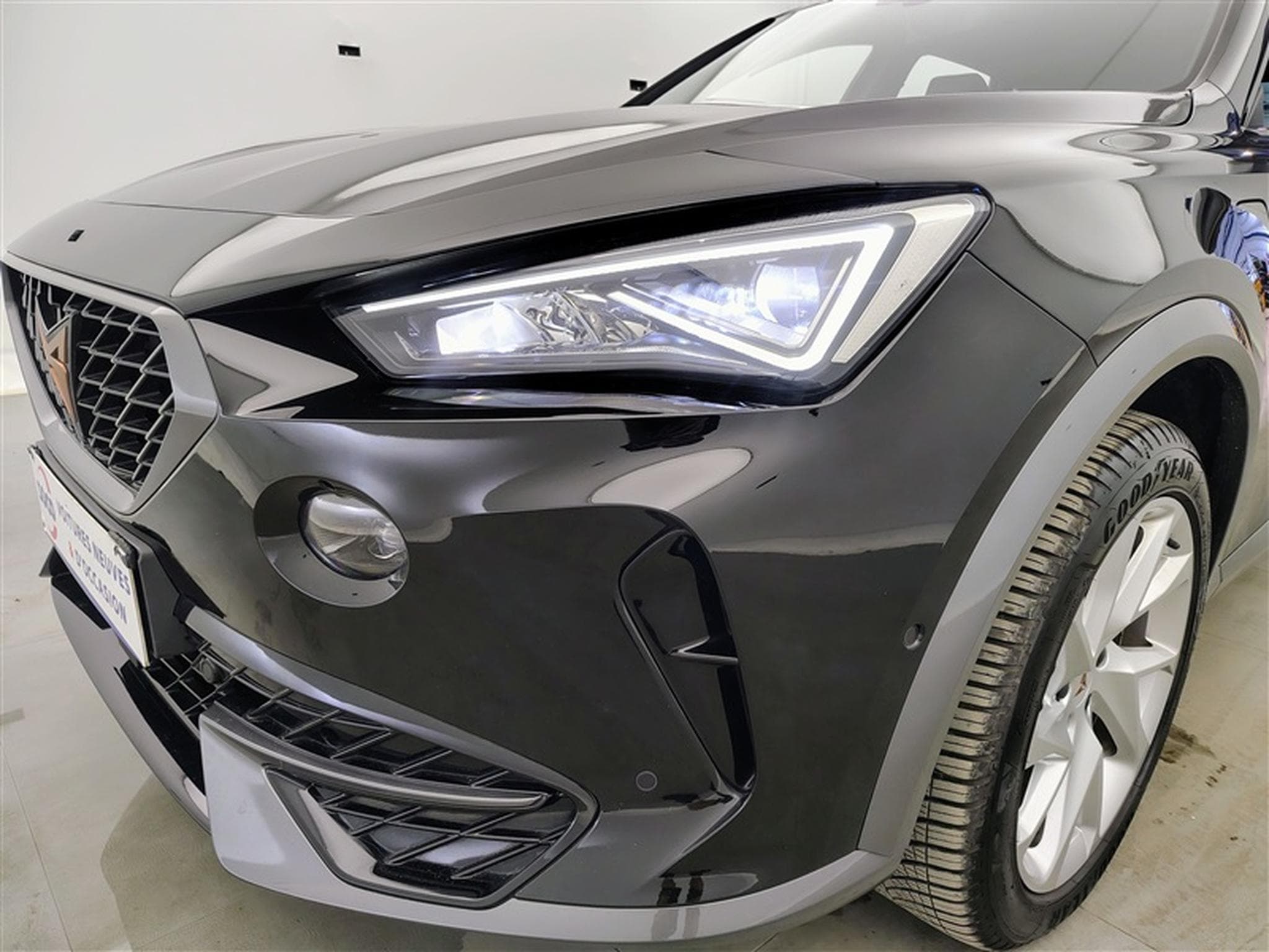 Cupra Formentor 1.4 e-Hybrid PHEV DSG NAVI / S-CUIR / FULL LED (2023) - Foto 15
