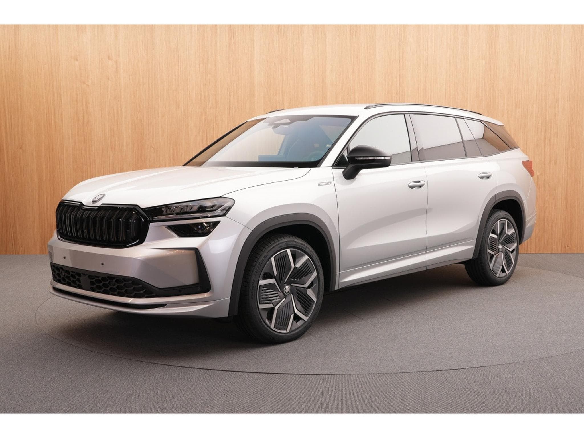 Skoda Kodiaq Sportline 1.5 TSI DSG 110 kW-150CV - 7 Places - Toit Ouvrant (2026) - Foto 6