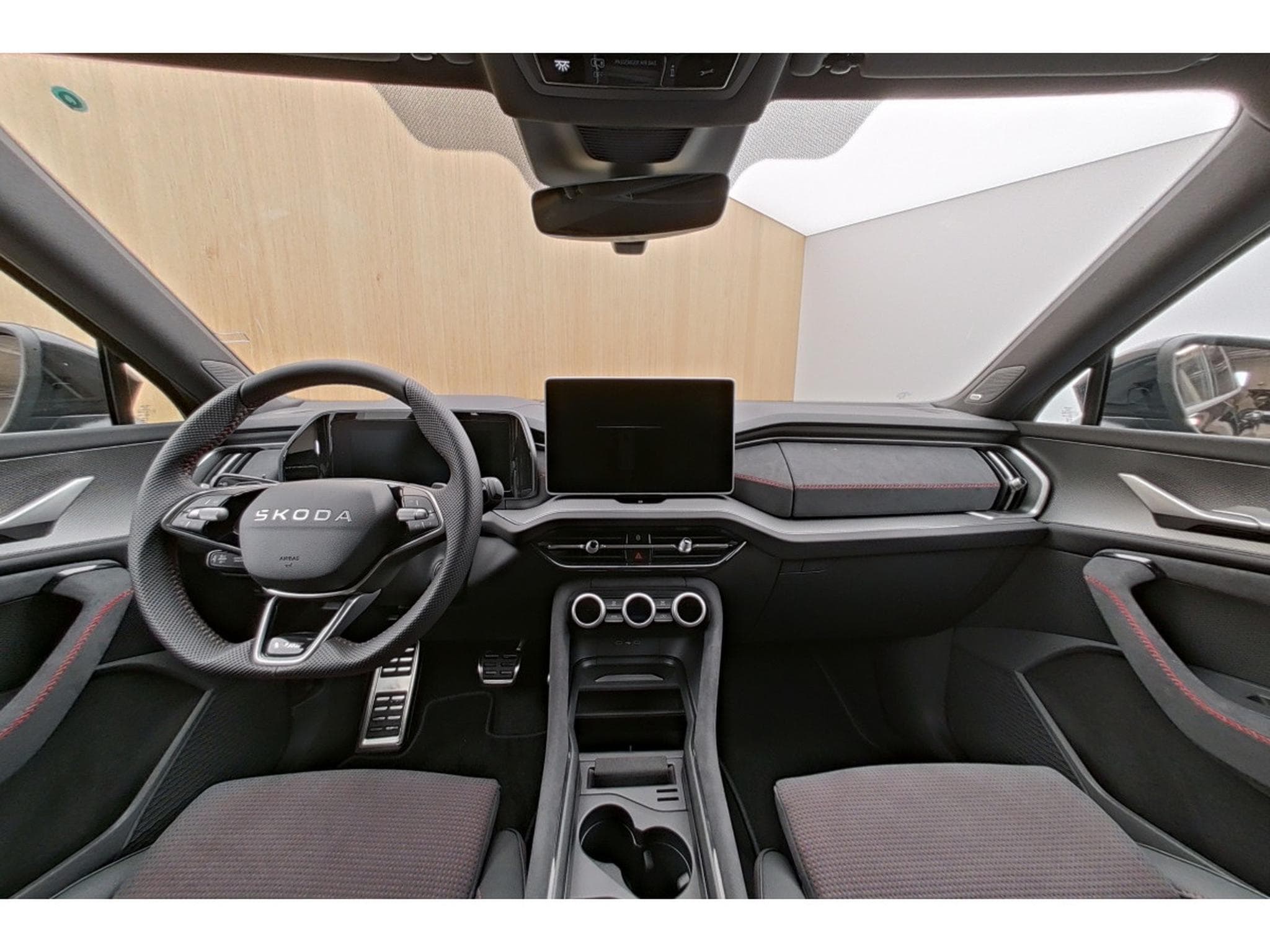 Skoda Kodiaq RS 2.0 TSI 4X4 DSG 195kW-265CV (2026) - Foto 13