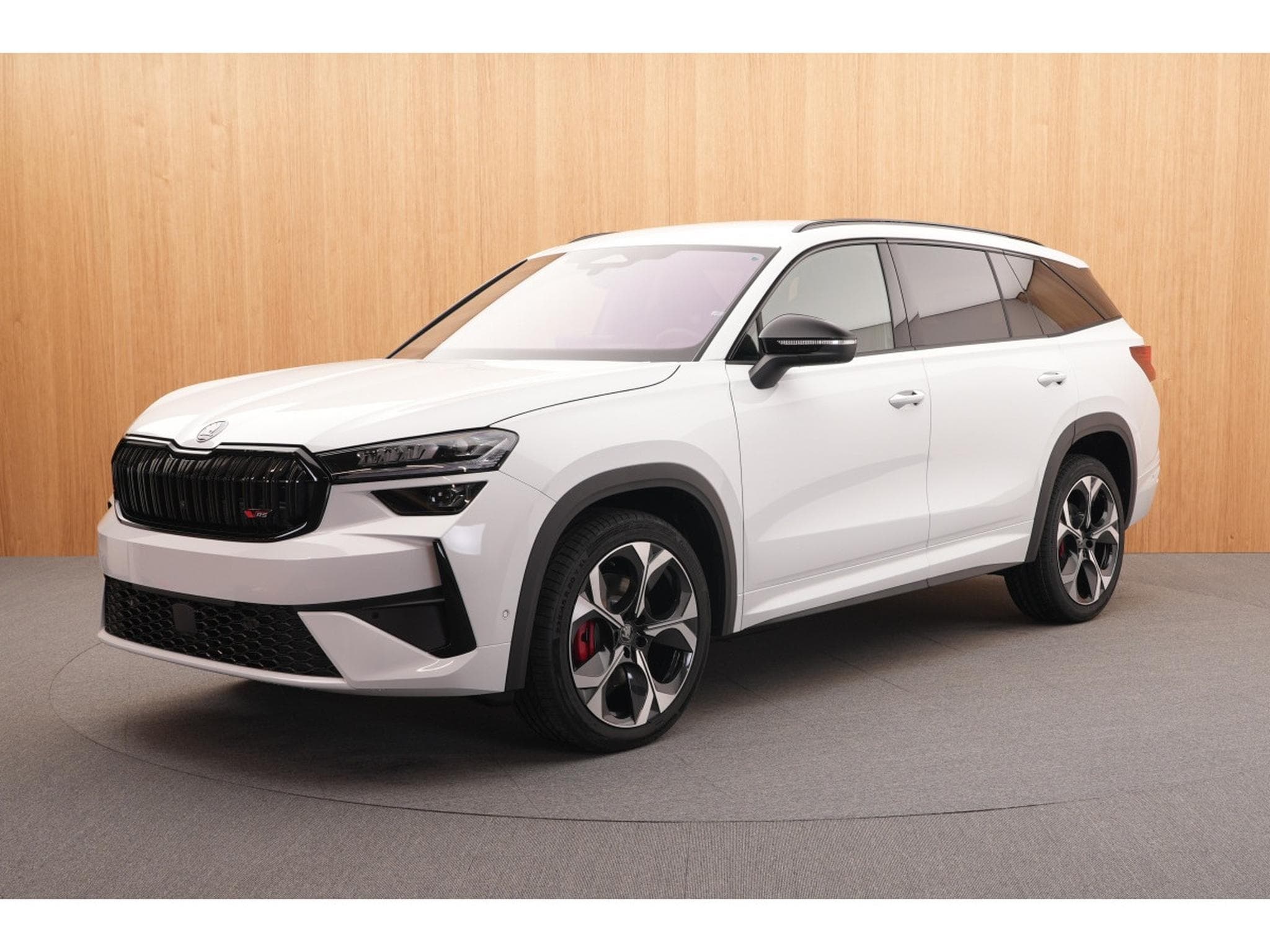 Skoda Kodiaq RS 2.0 TSI 4X4 DSG 195kW-265CV (2026) - Foto 4