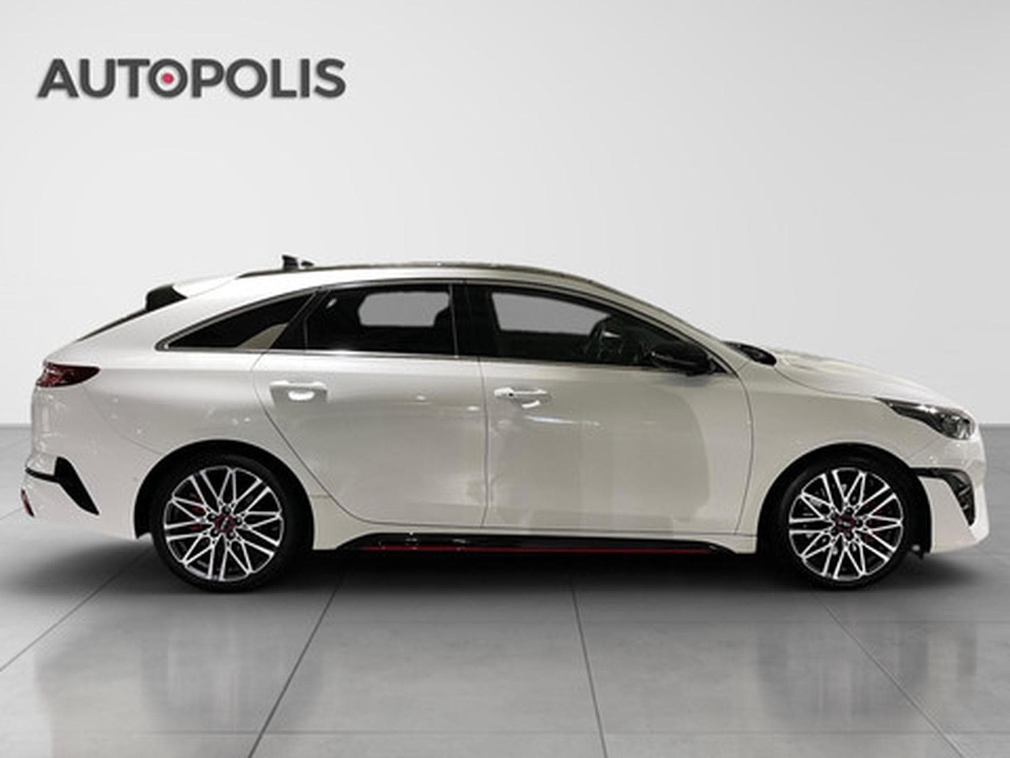 Kia ProCeed GT 1.6 T-GDI 204 DCT ISG (2023) - Photo 18