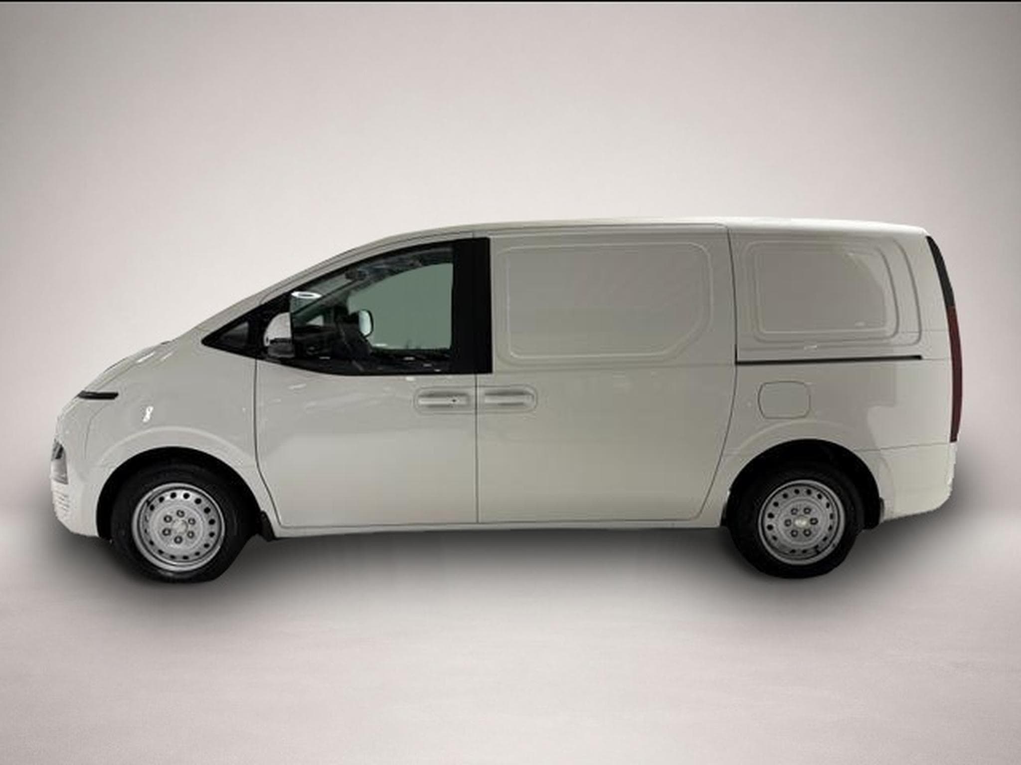 Hyundai Staria (2025) - Foto 3