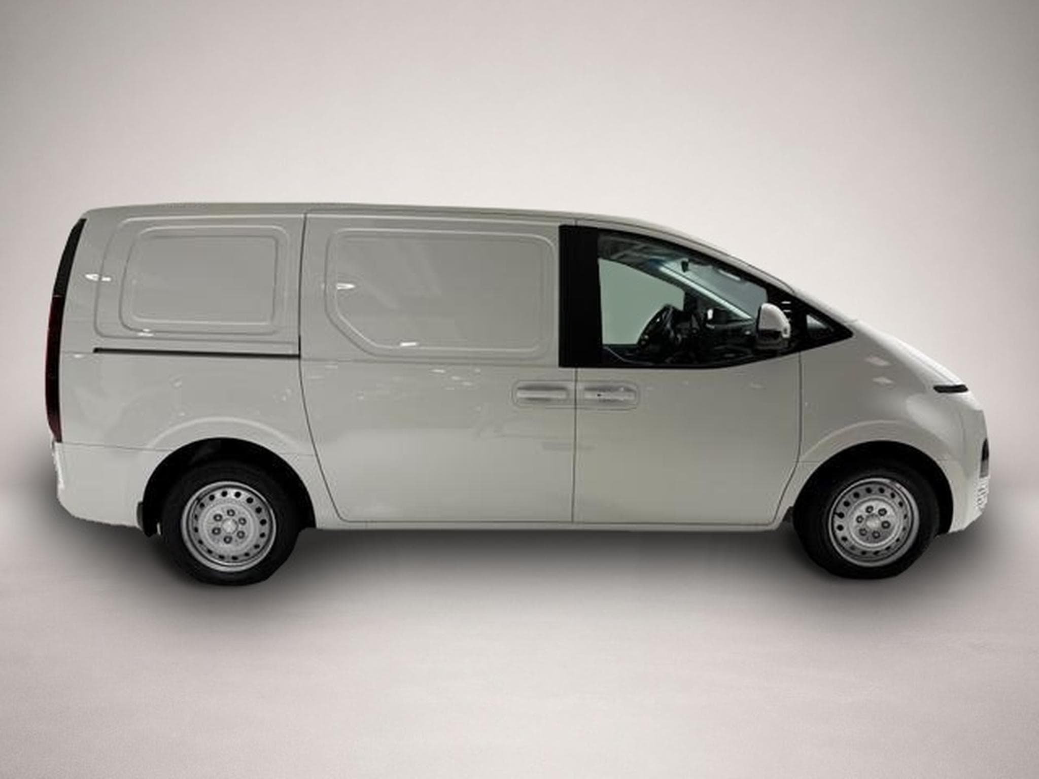 Hyundai Staria (2025) - Foto 4