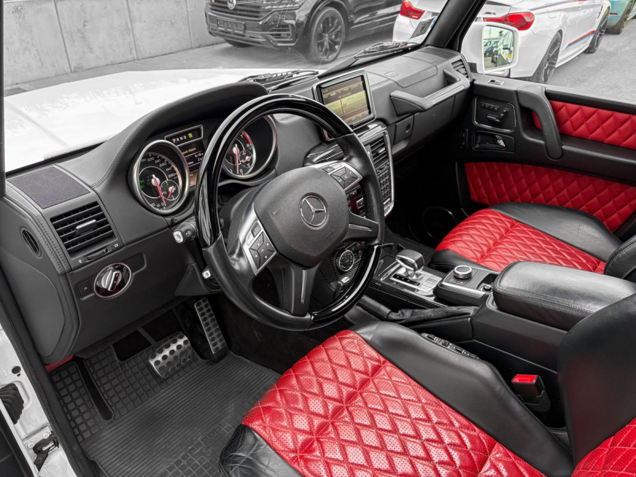 Mercedes G 63 AMG G63 AMG DESIGNO/DISTRO+/MULTMEDIA/VOLL (2015) - Foto 6