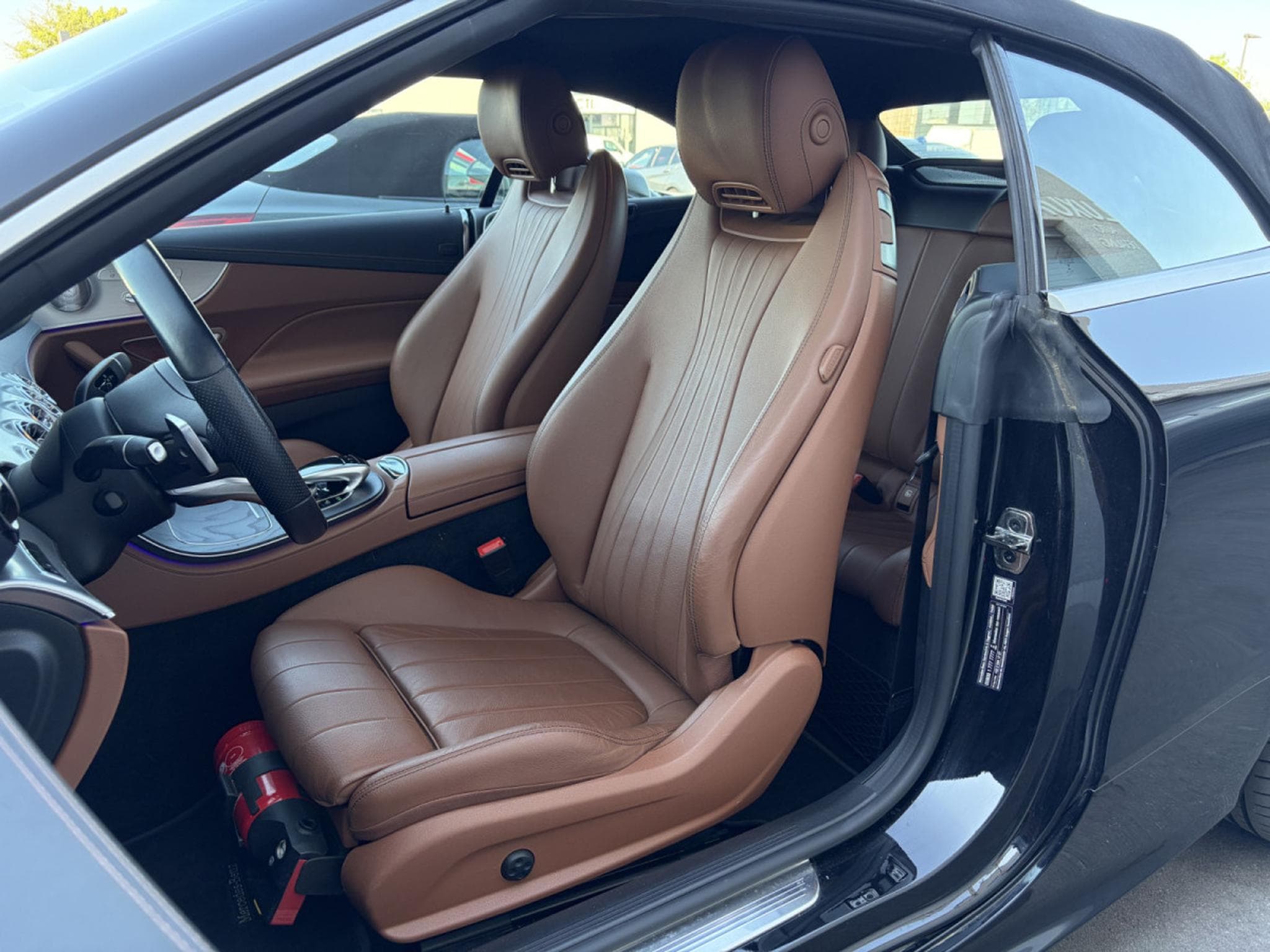 Mercedes E 200 E200 AMG LINE/ BI-COLOR /AMG-LINE/ BURMESTER/ 360° (2020) - Foto 15