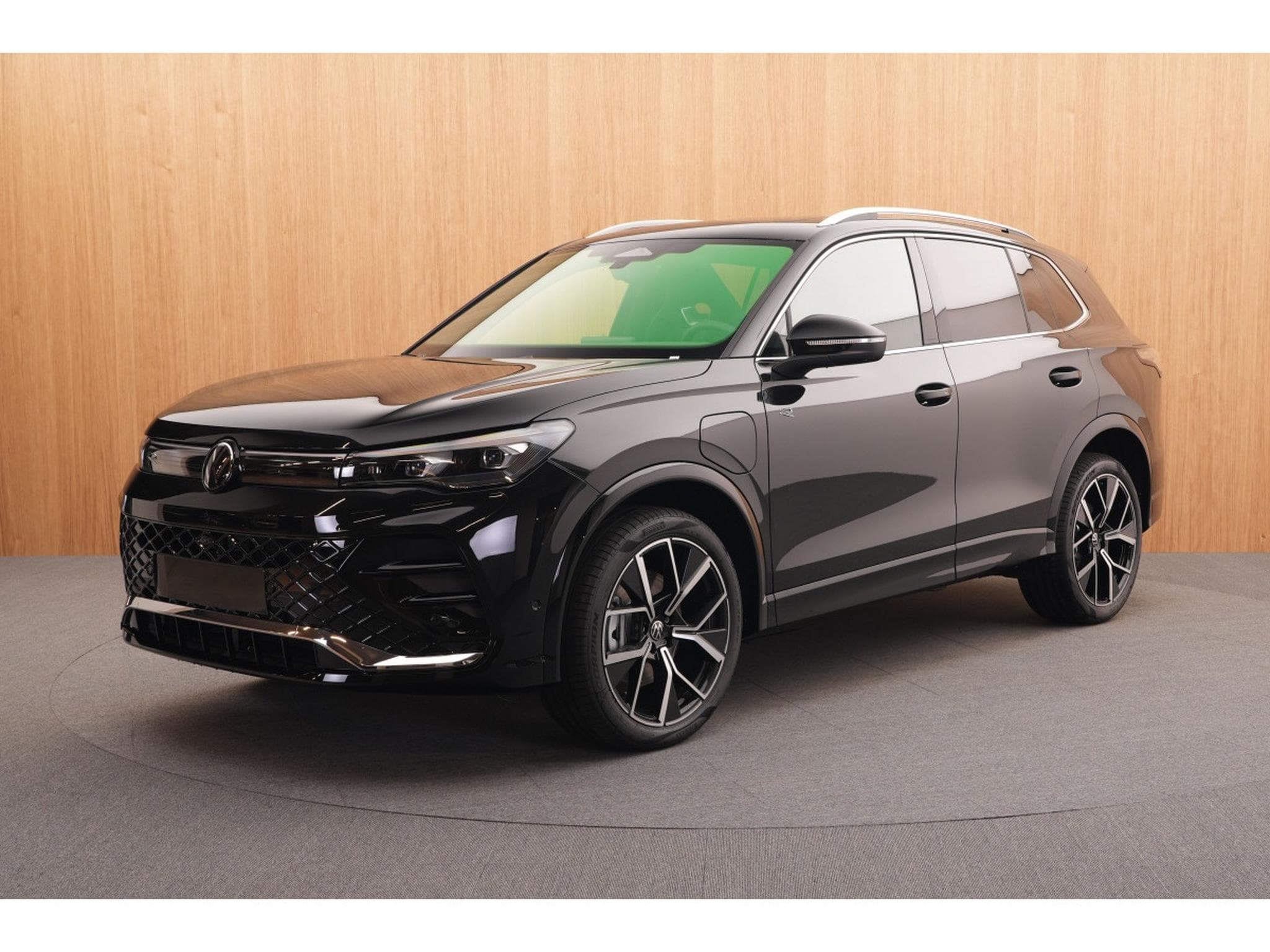 VW Tiguan R-Line Hybrid 1.5 TSI PHEV DSG 200 kW-272CV DSG7 - Toit Ouvr (2025) - Photo 3