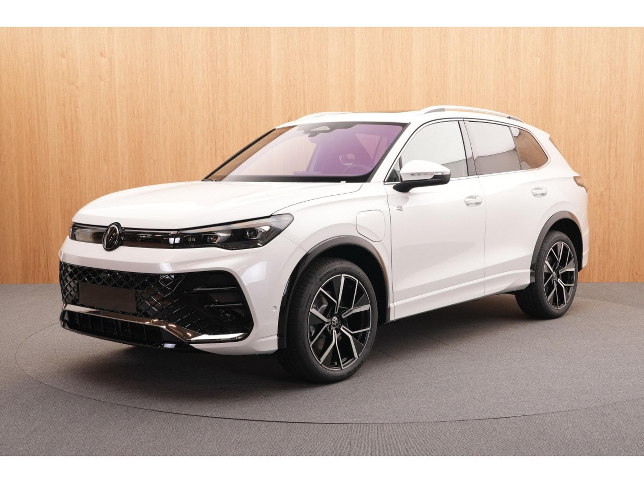 VW Tiguan R-Line Hybrid 1.5 TSI PHEV DSG 200 kW-272CV DSG7 - Toit Ouvr (2025) - Photo 5