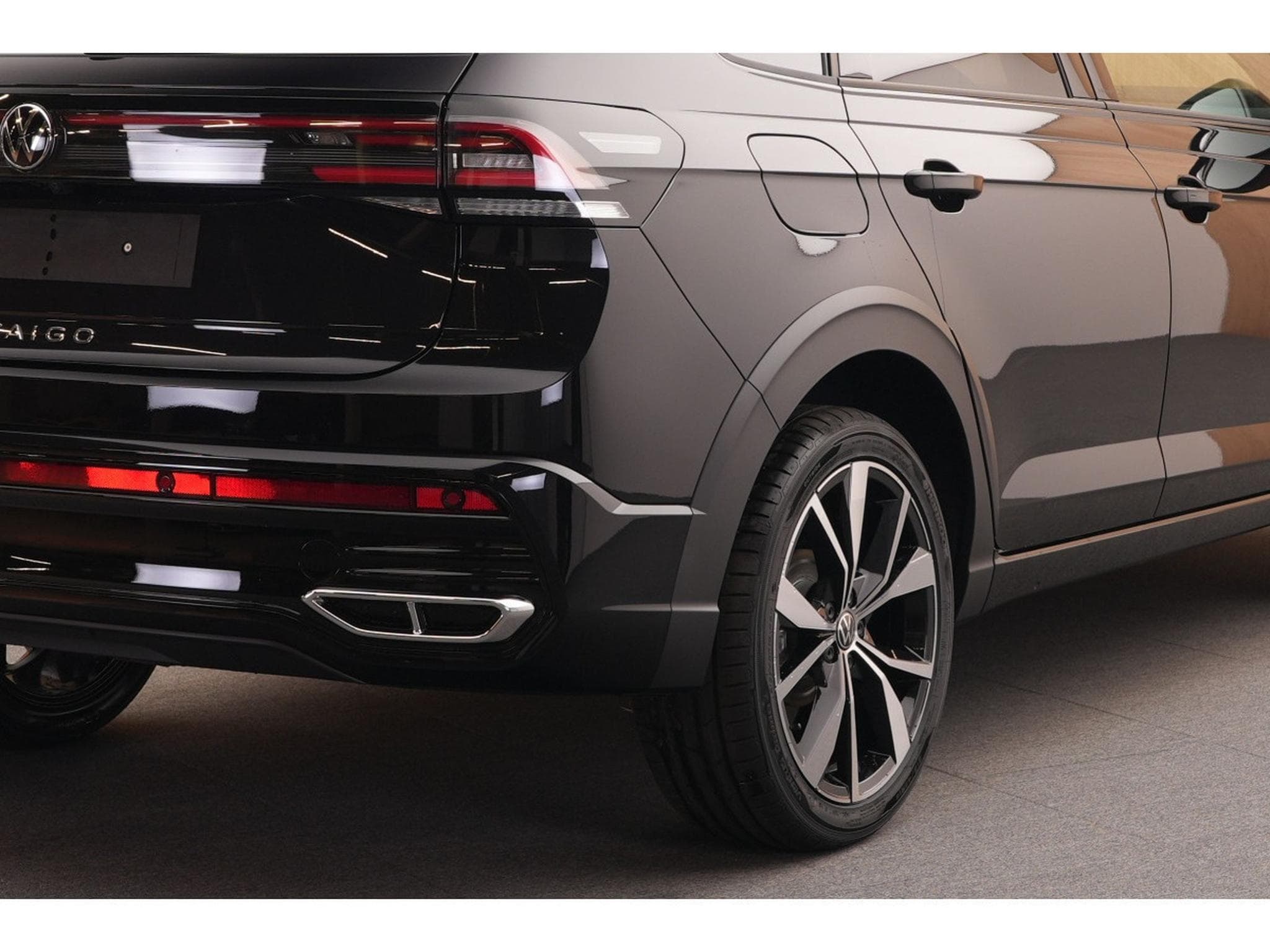 VW Taigo R-line 1.5 TSI 110KW-150CV DSG7 - Attelage - Jantes 18" - (2026) - Photo 12