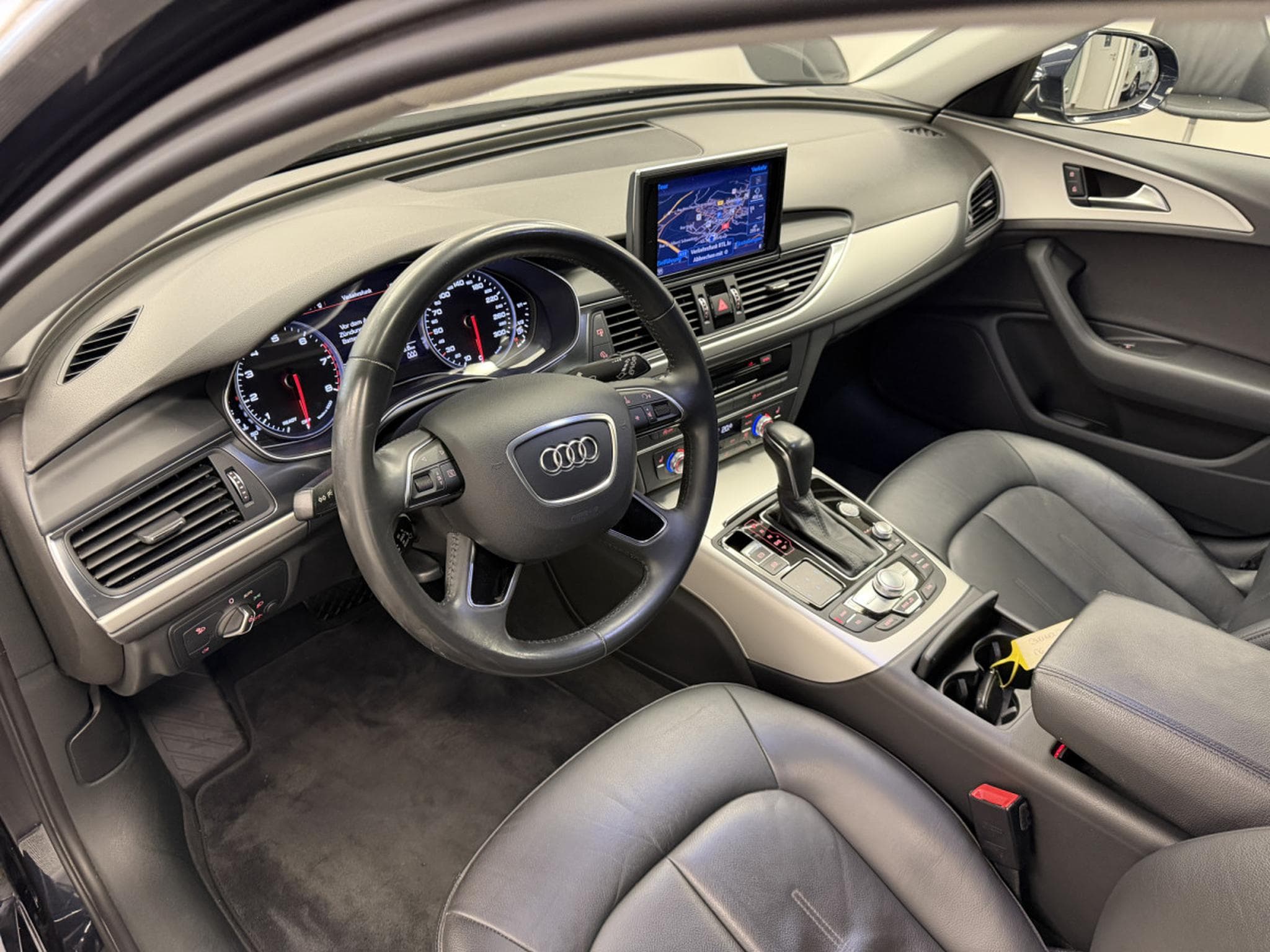 Audi A6 Avant 1.8 TFSI ultra 190ch / 140kW S tronic (2018) - Photo 4