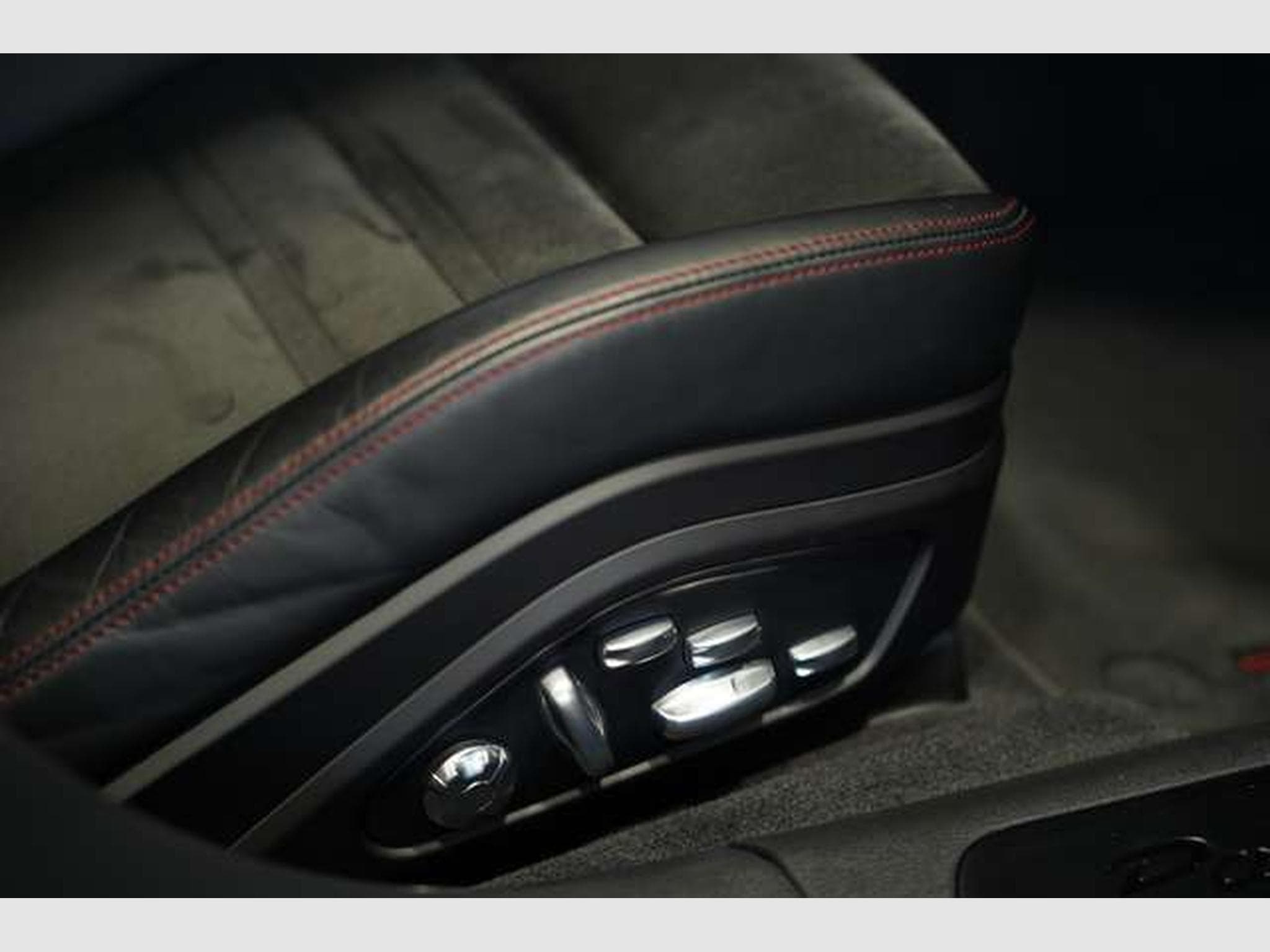 Porsche Panamera GTS *2.H *21 *Sport-Design *HUD *Pano (2019) - Photo 24