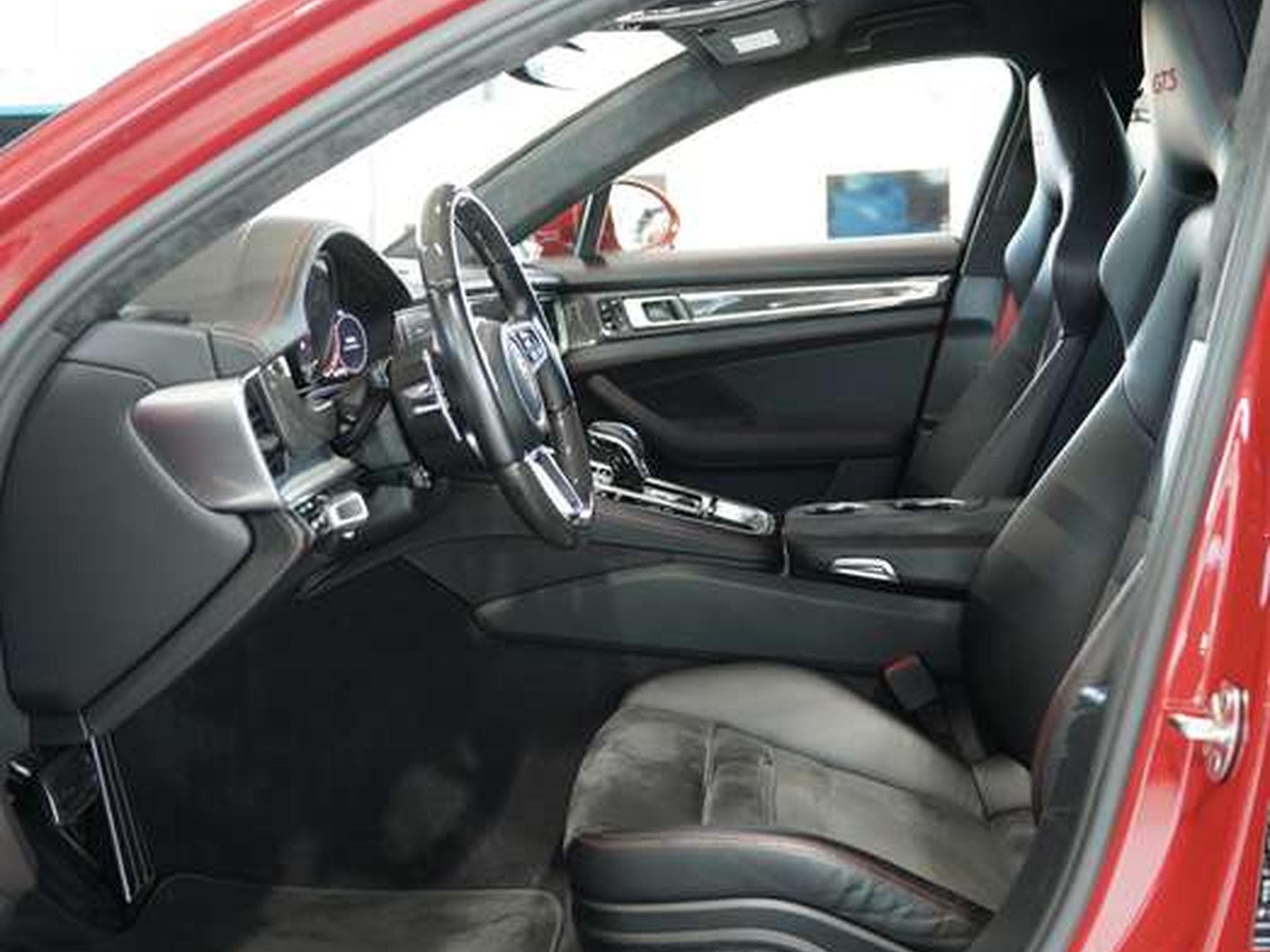 Porsche Panamera GTS *2.H *21 *Sport-Design *HUD *Pano (2019) - Photo 33