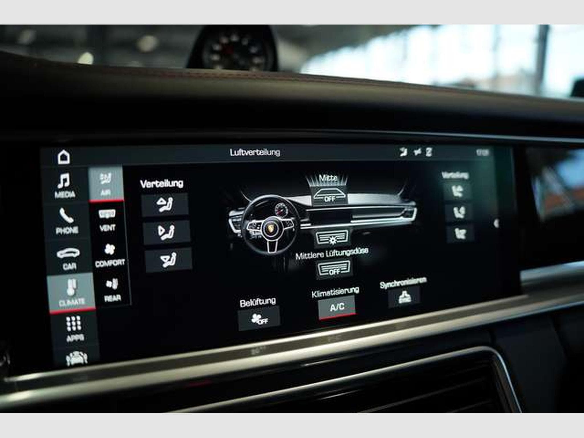 Porsche Panamera GTS *2.H *21 *Sport-Design *HUD *Pano (2019) - Photo 43