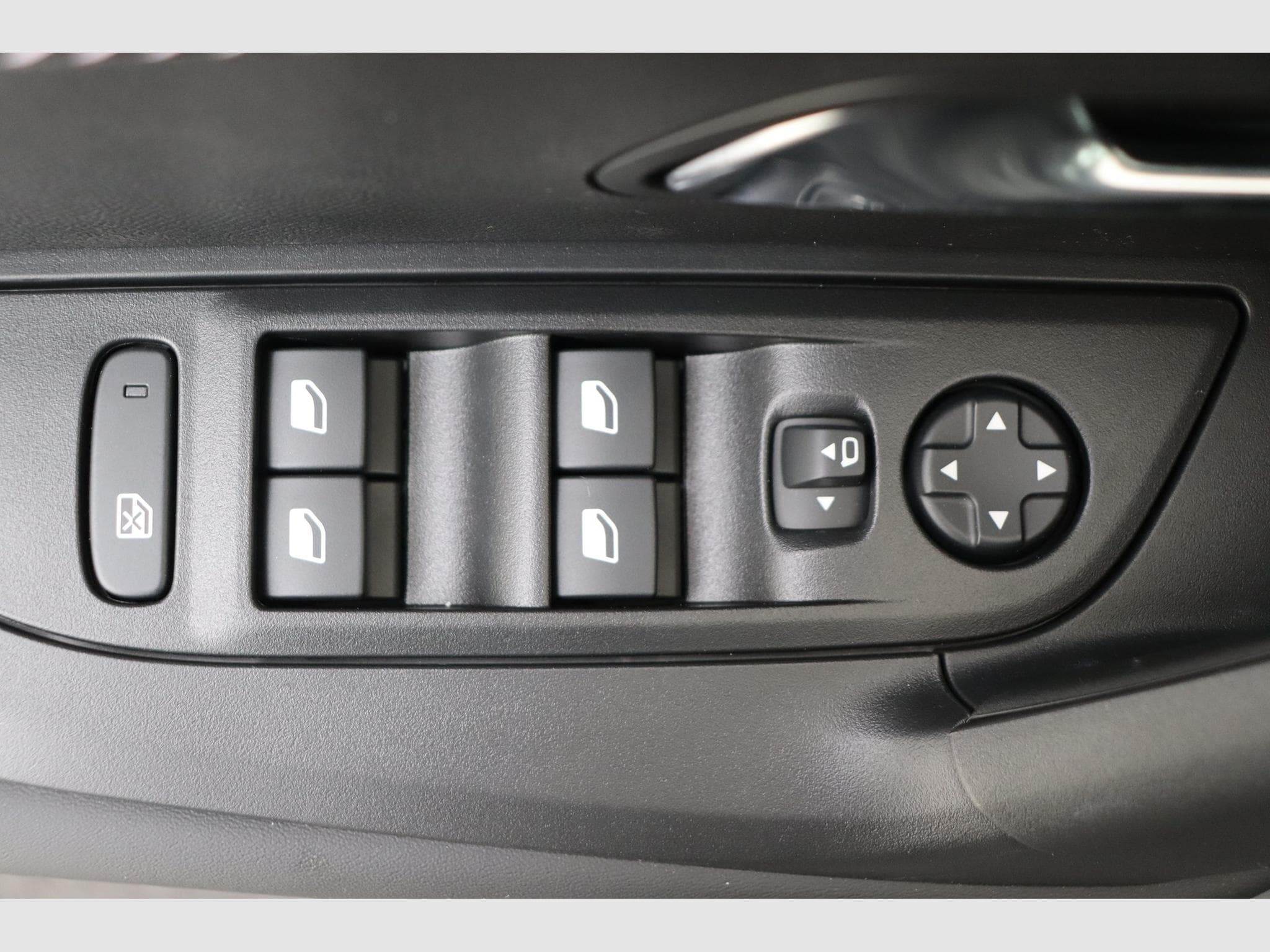 Peugeot 2008 Allure (2025) - Photo 17