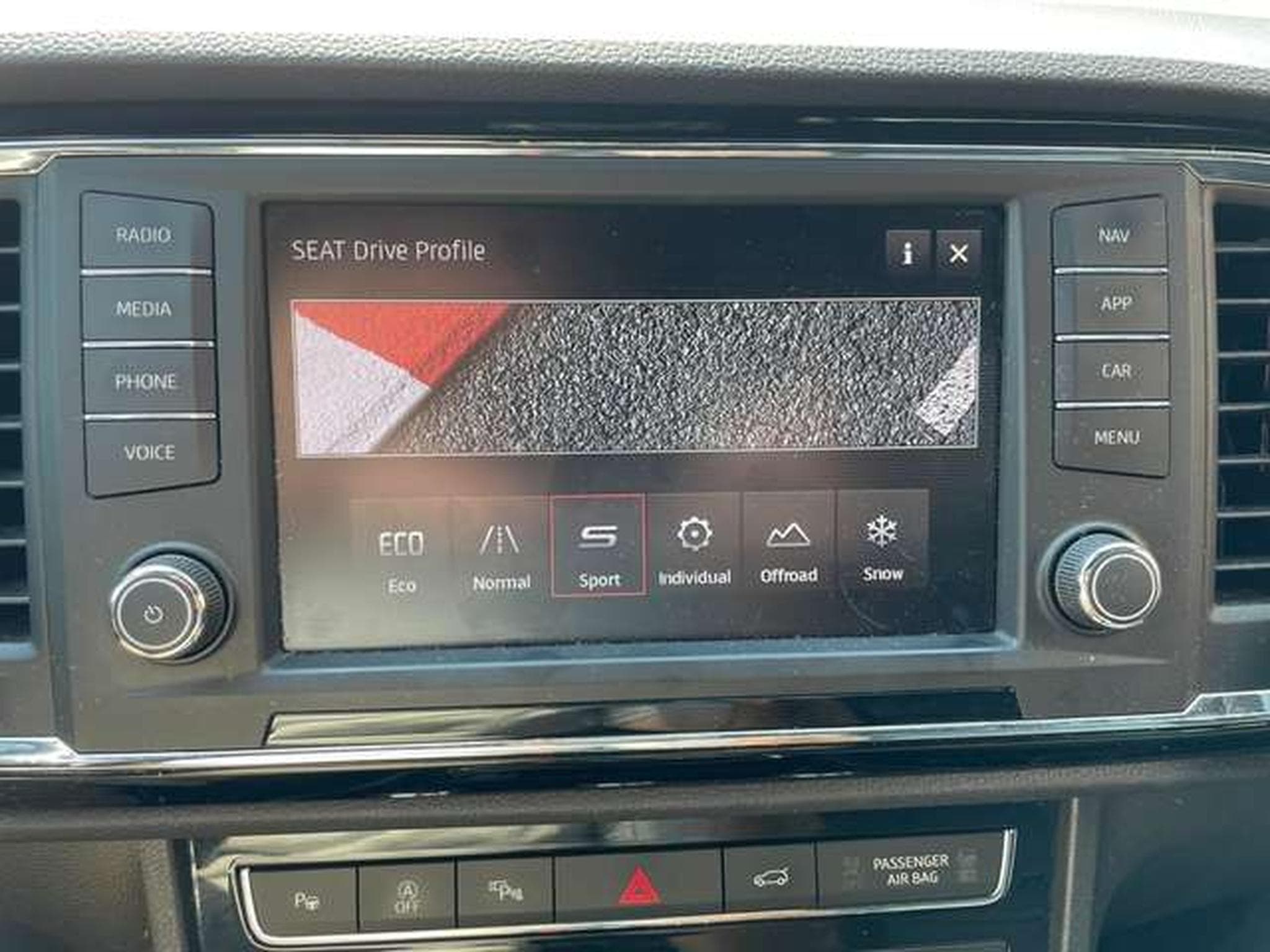 SEAT Ateca 2.0 TDI 4Drive DSG XCELLENCE (2018) - Photo 18