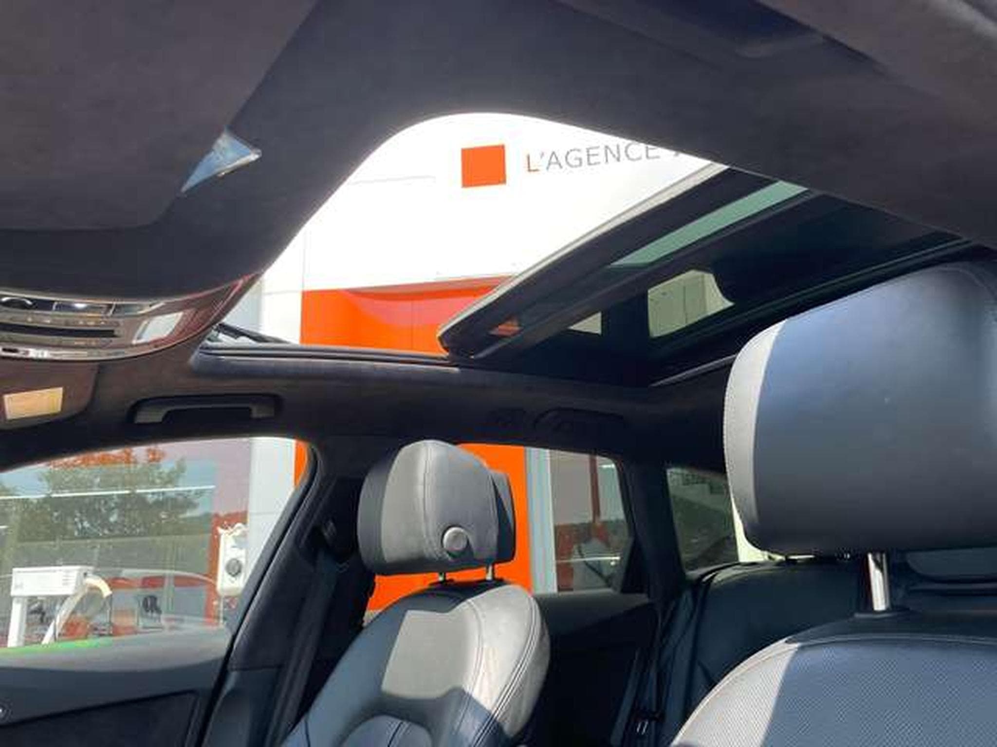Audi RS6 Avant performance quattro ORIGINAL COLOR + CERAMIC (2018) - Photo 30