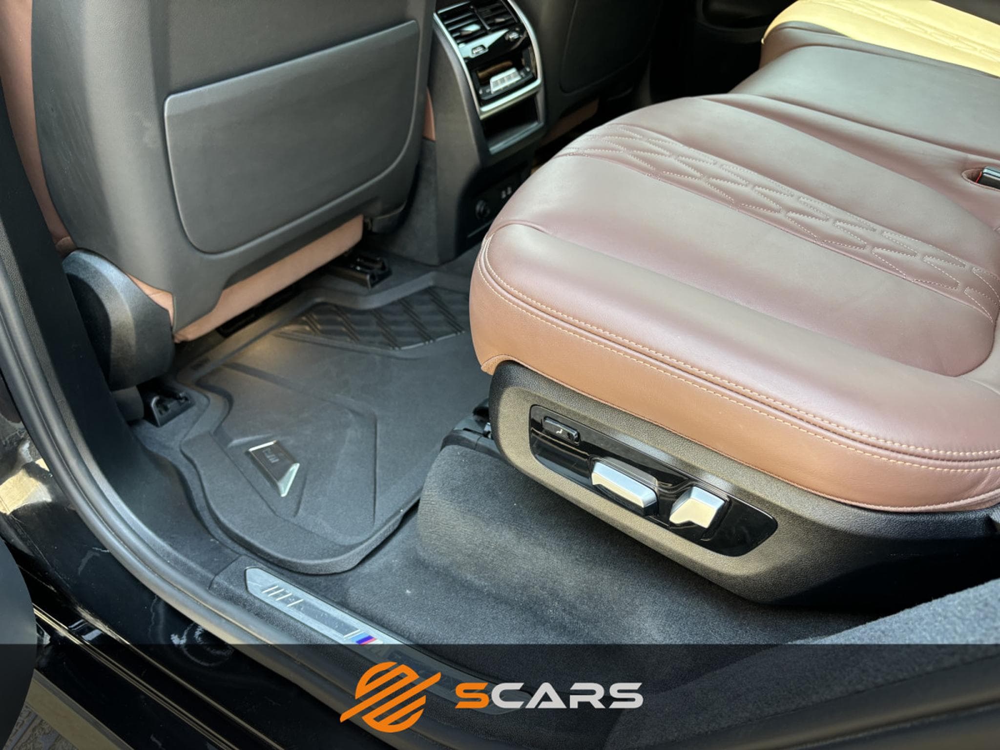 BMW X7 40d XDrive Pack M Shadowline 7 PLACES 340cv (2022) - Photo 15