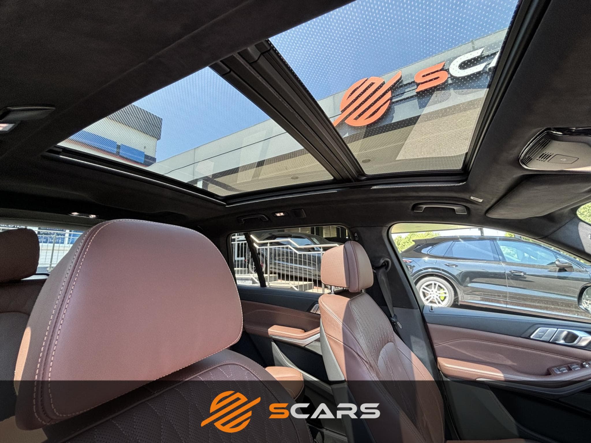 BMW X7 40d XDrive Pack M Shadowline 7 PLACES 340cv (2022) - Photo 21