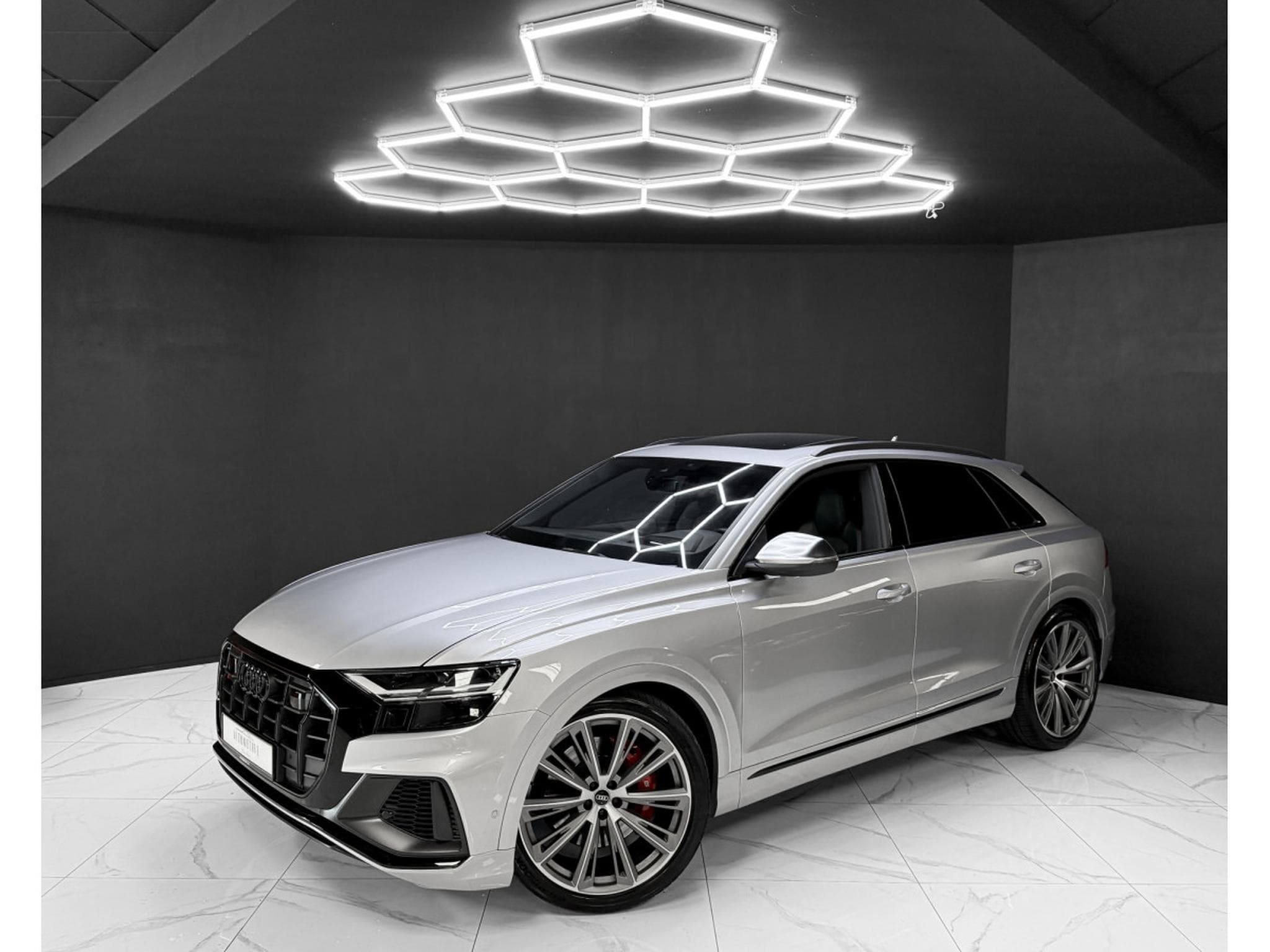 Audi SQ8 4.0 TFSI / REAR-AXLE / B&O / PANO / HEAD-UP / (2021) - Foto 1