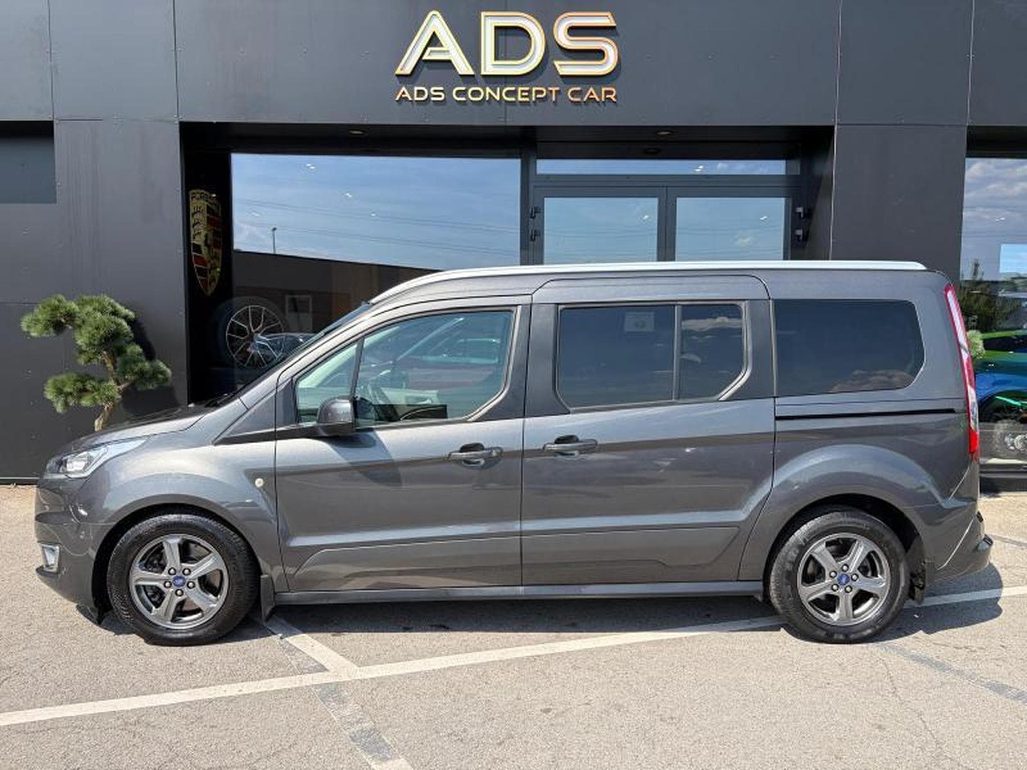 Ford Tourneo Connect Tourneo Titanium (2020) - Foto 4