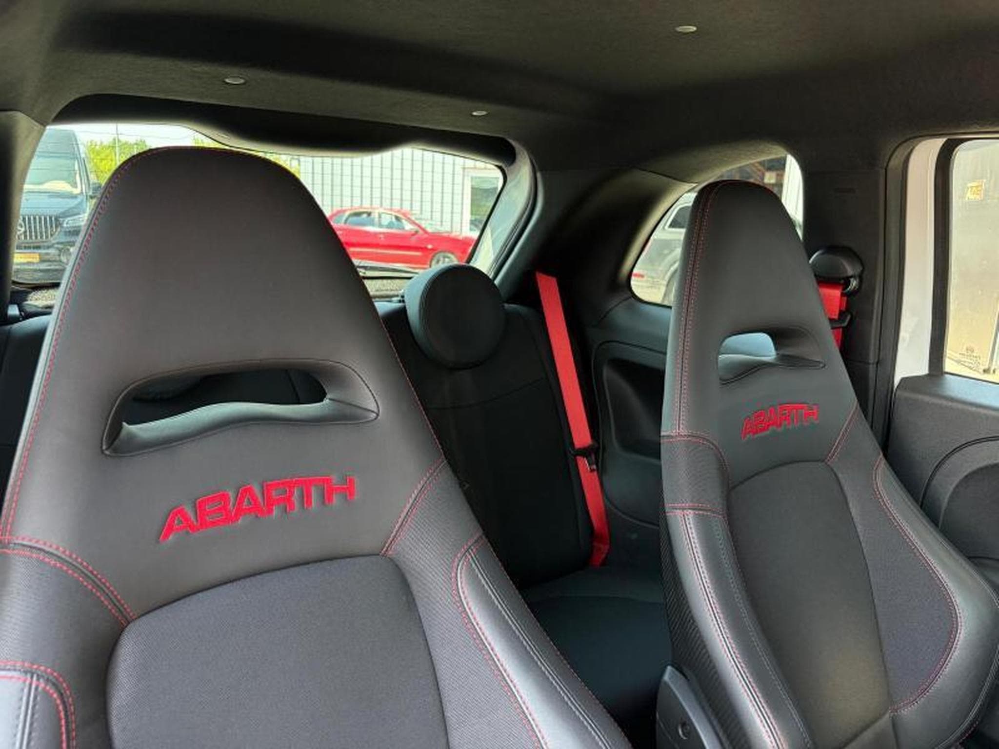 Abarth 500 595 Competizione Esseesse (2020) - Foto 8