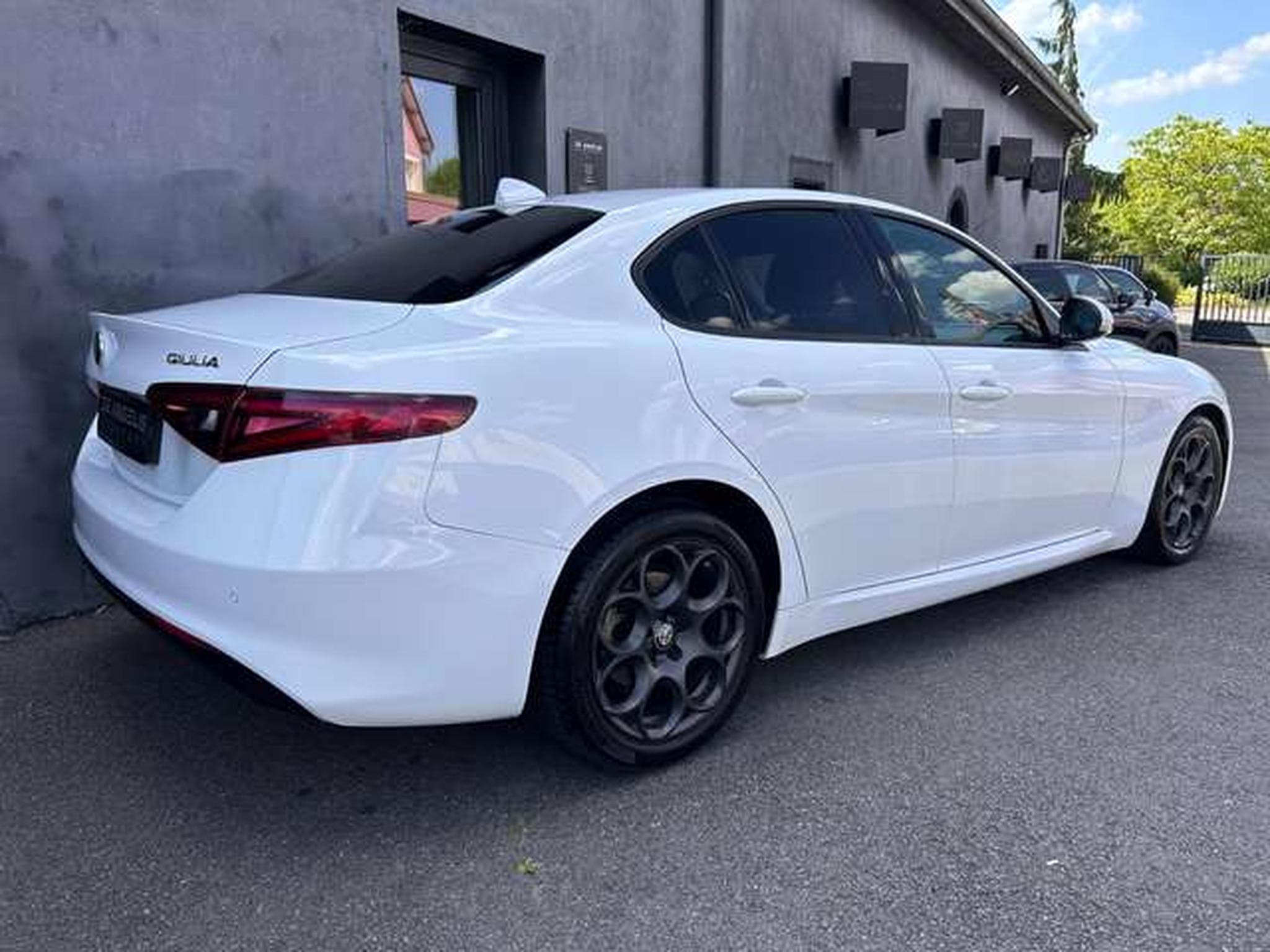 Alfa-Romeo Giulia 2.2 JTM 150 SUPER (2018) - Foto 11