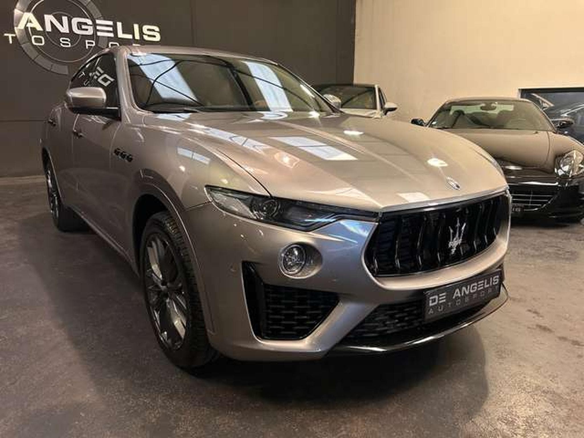 Maserati Levante 3.0 V6 250 GRANLUSSO (2019) - Foto 7