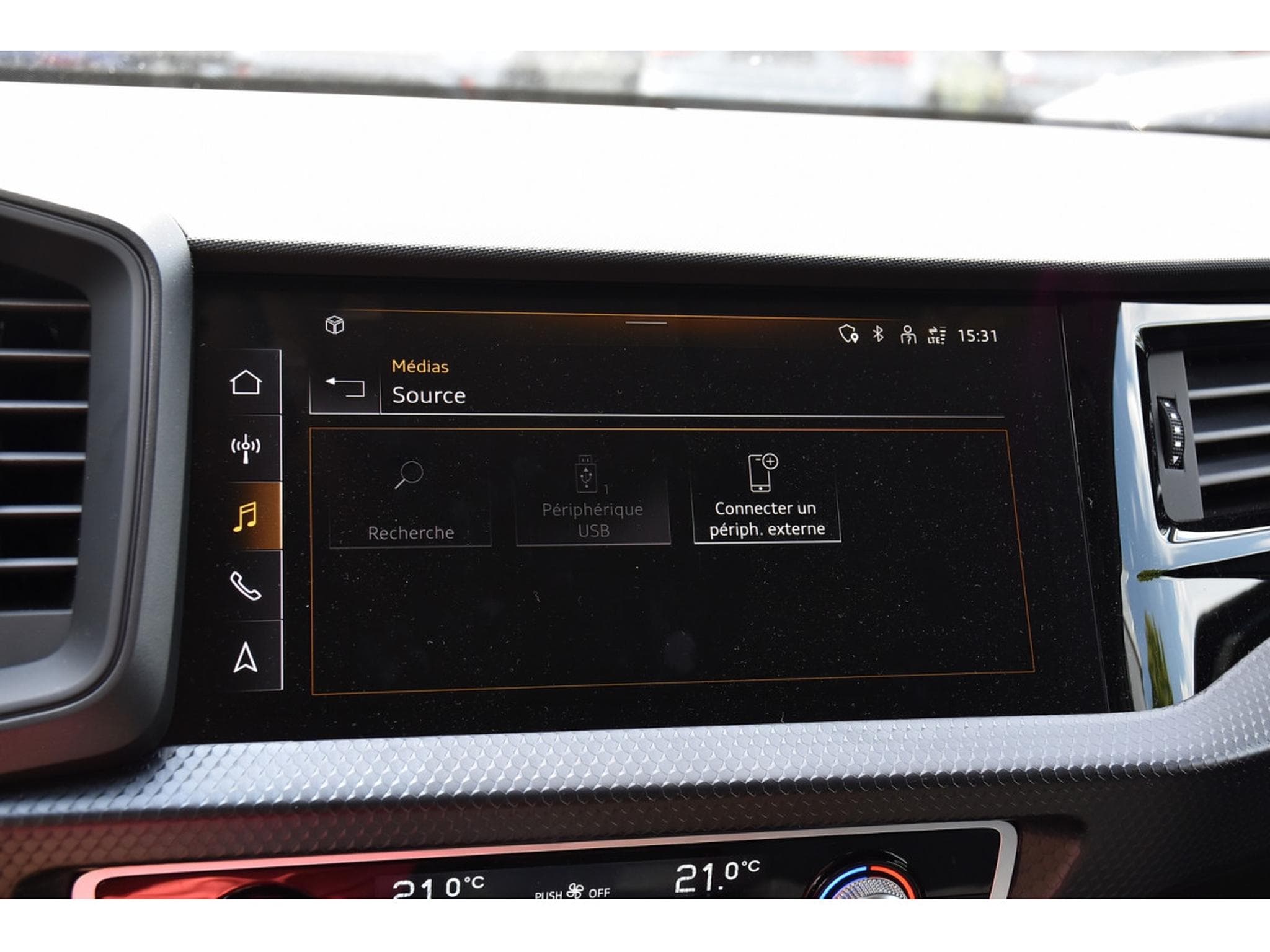 Audi A1 Sportback 25 TFSI Advanced S-Tronic SG CHFF CLIMA LED 1°MAIN (2026) - Photo 10