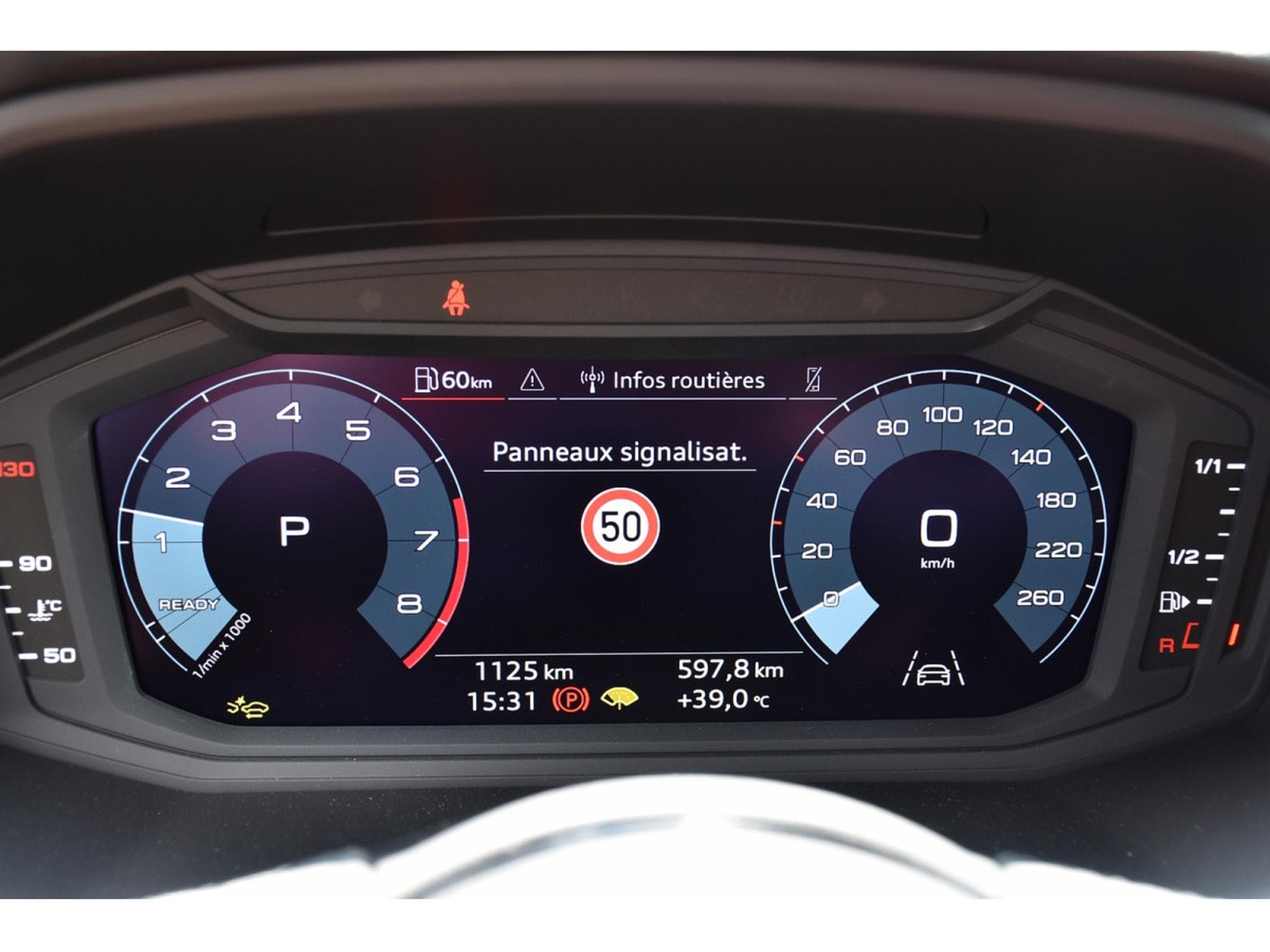 Audi A1 Sportback 25 TFSI Advanced S-Tronic SG CHFF CLIMA LED 1°MAIN (2026) - Photo 16