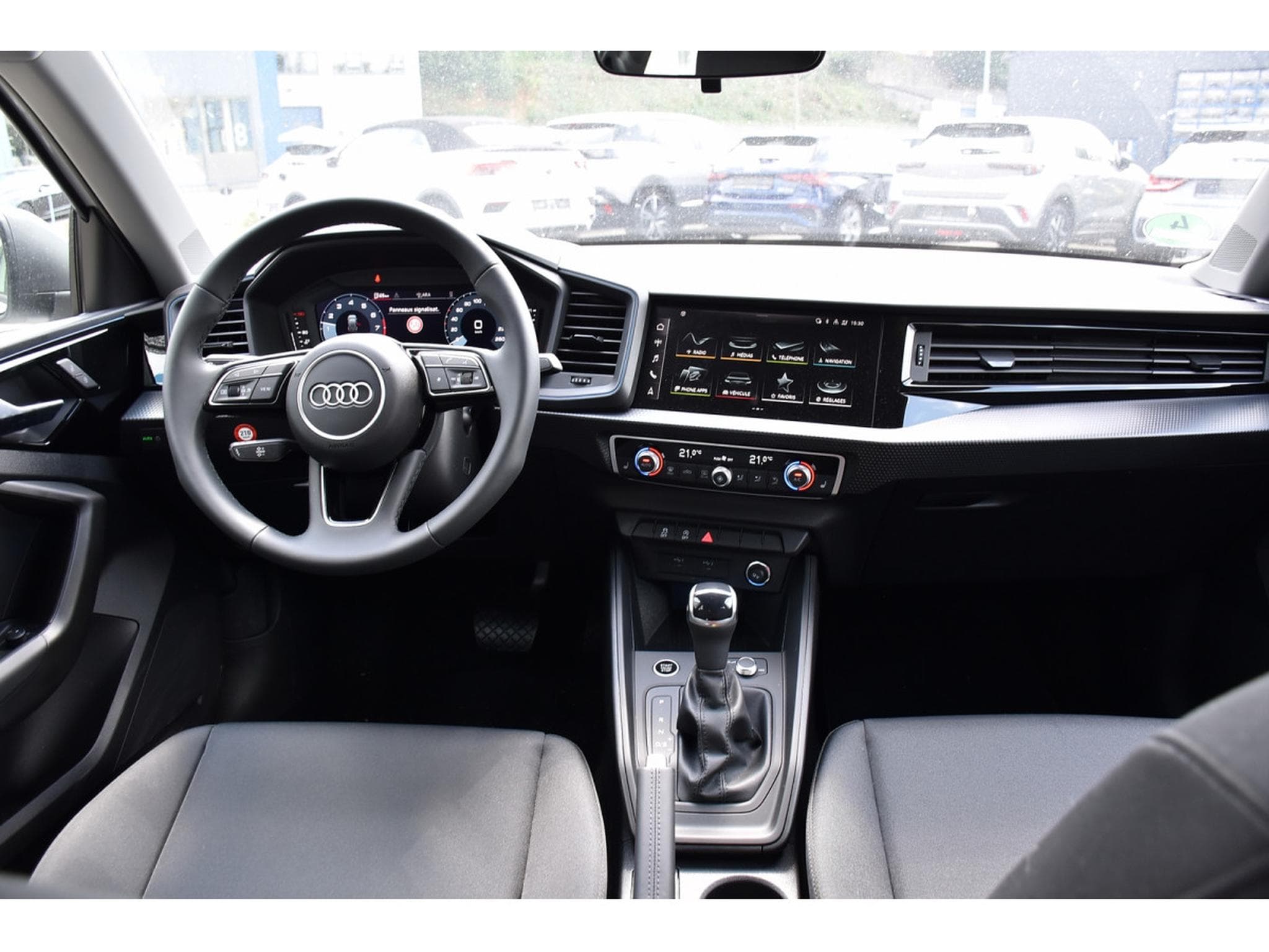 Audi A1 Sportback 25 TFSI Advanced S-Tronic SG CHFF CLIMA LED 1°MAIN (2026) - Photo 9