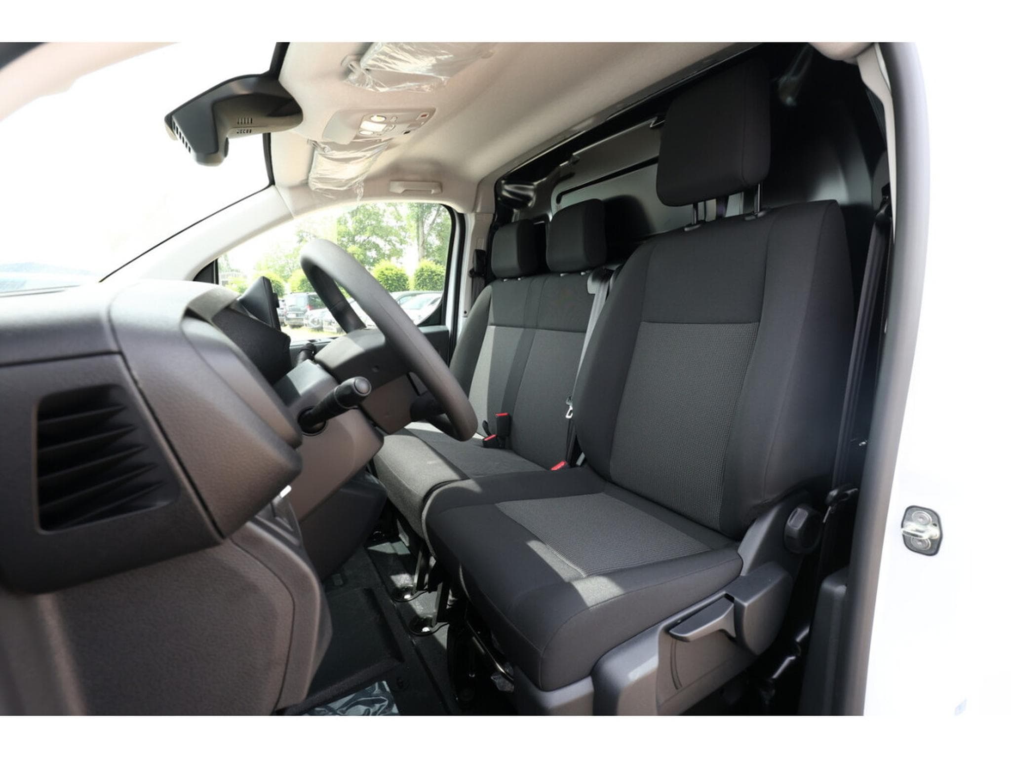 Citroën Jumpy 2.0 BlueHDI 150 XL Confort (2026) - Foto 7