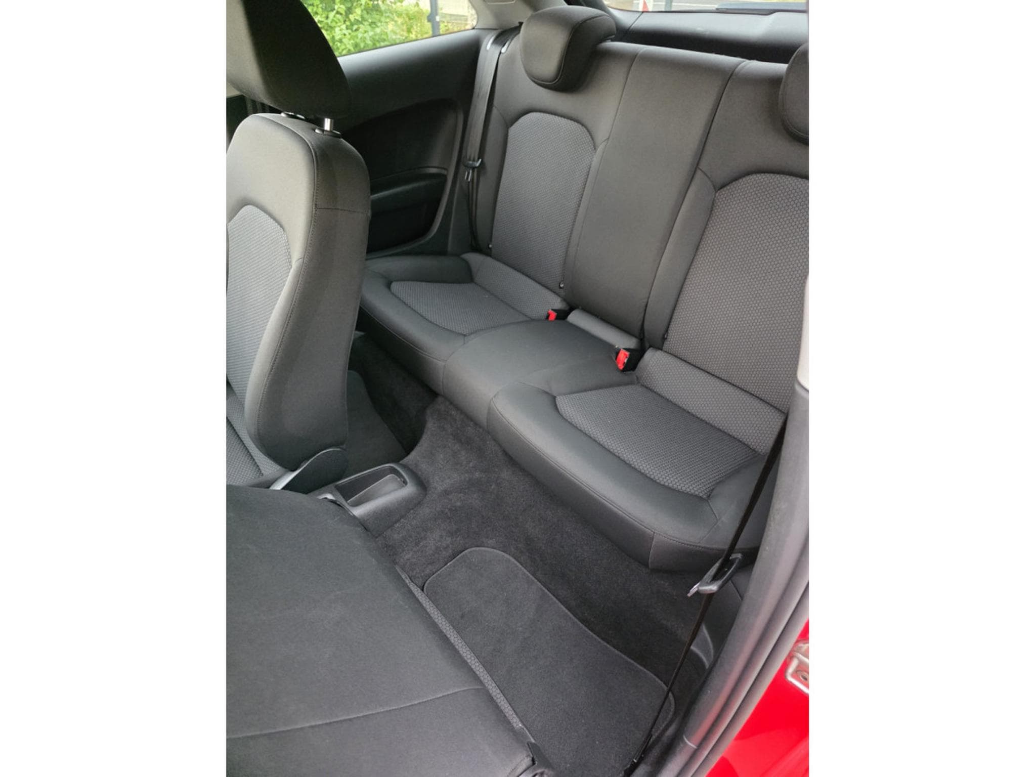 Audi A1 1.0 TSI (2016) - Photo 6