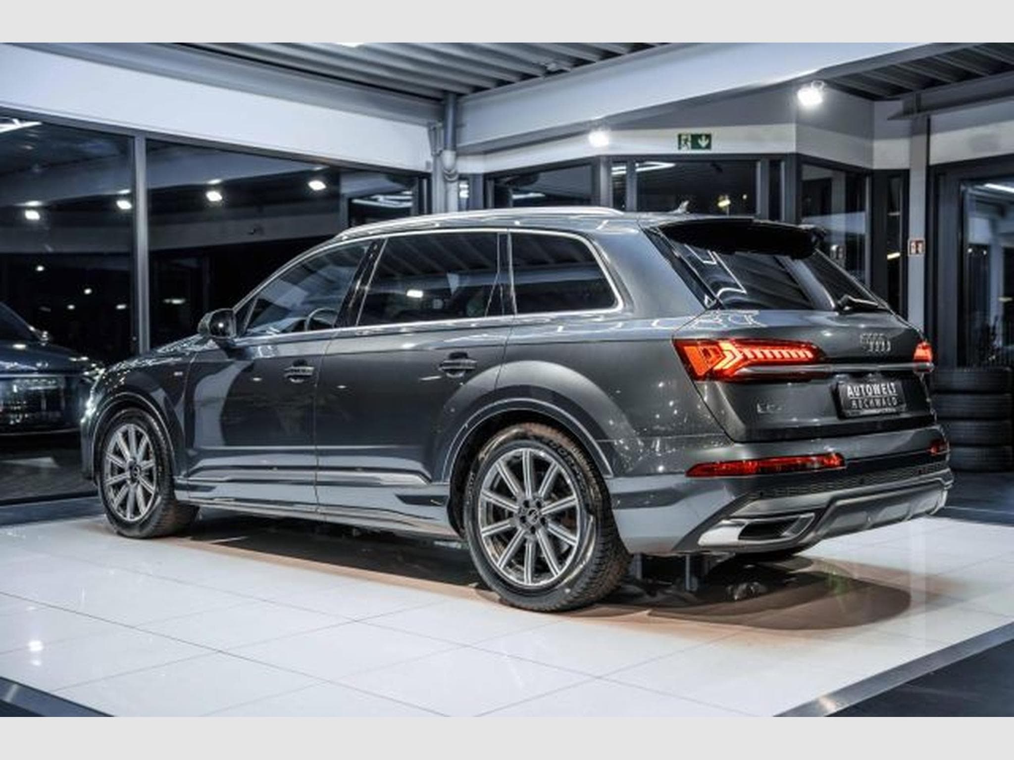 Audi Q7 Q7 45 TDI S-Line quattro Tiptr. NAVI 7-Sitz RFK (2021) - Photo 12