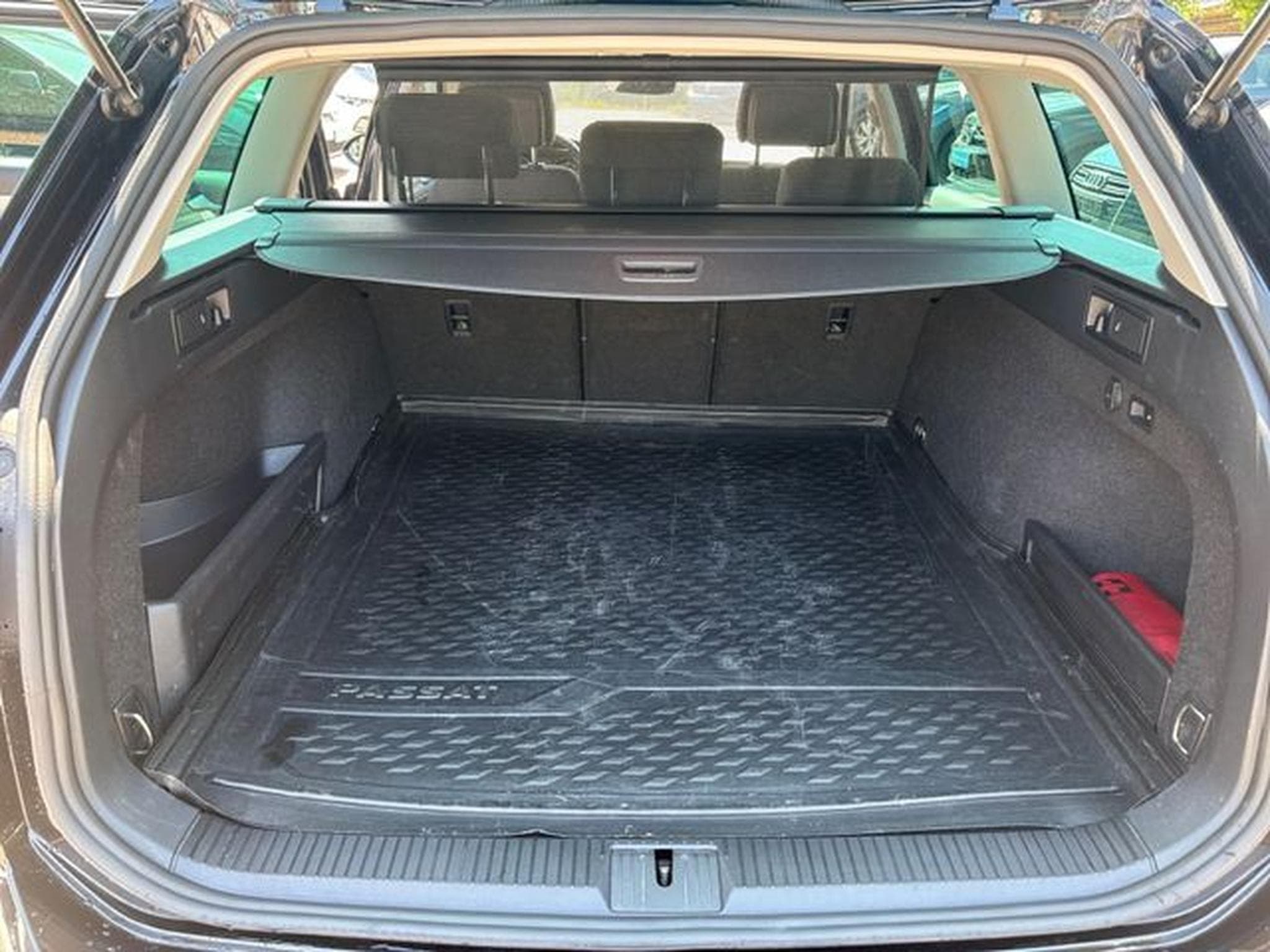 VW Passat Passat Variant Business (2021) - Photo 14