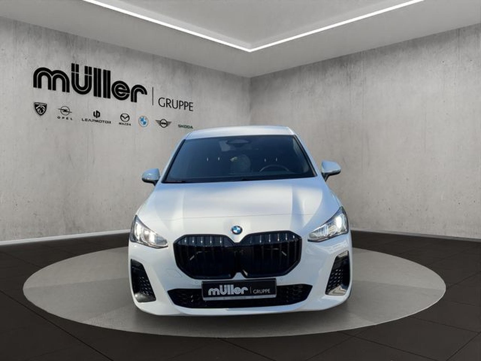 BMW 218 218i ACTIVE TOURER M SPORT (2023) - Photo 2