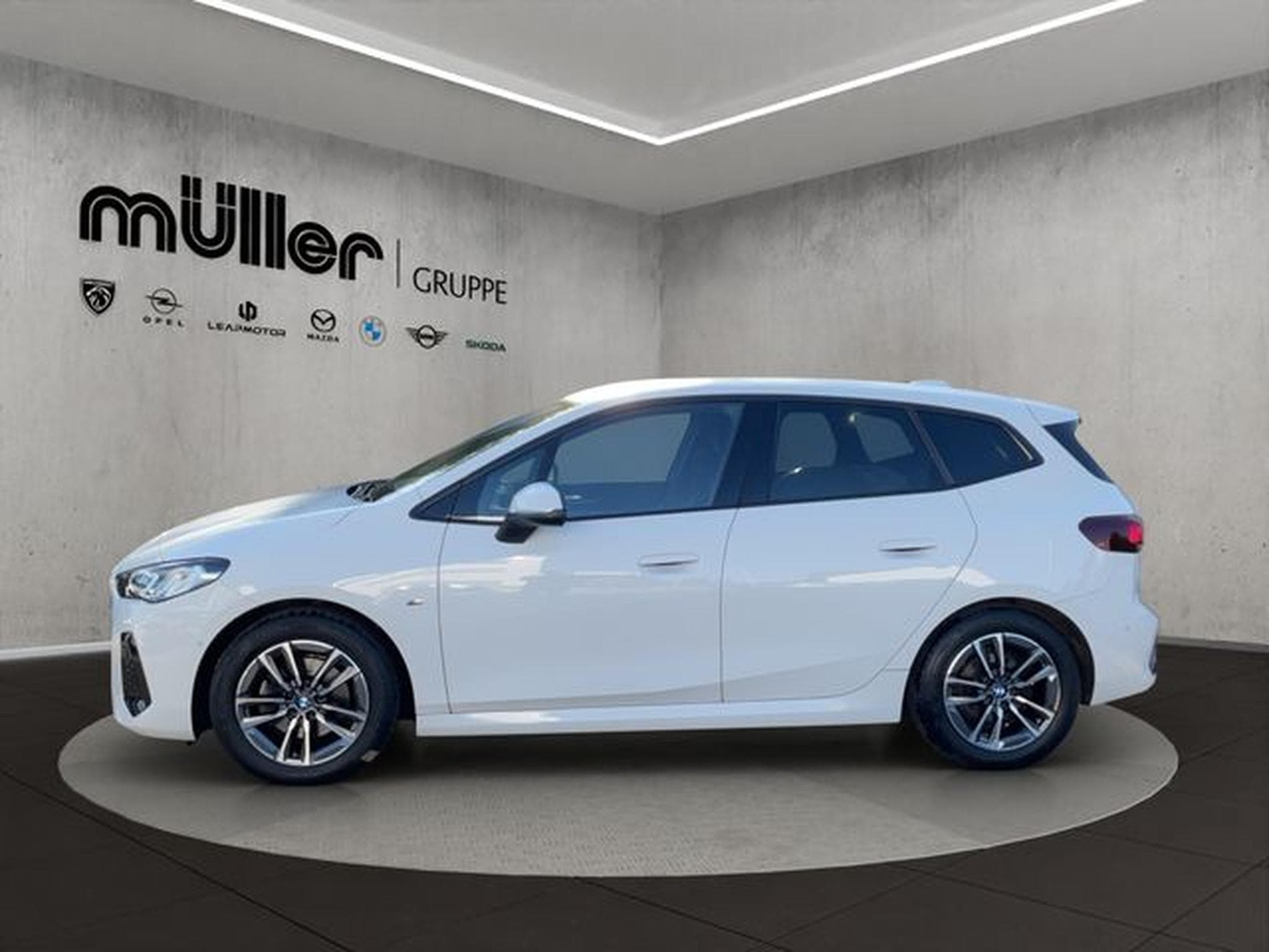 BMW 218 218i ACTIVE TOURER M SPORT (2023) - Photo 3