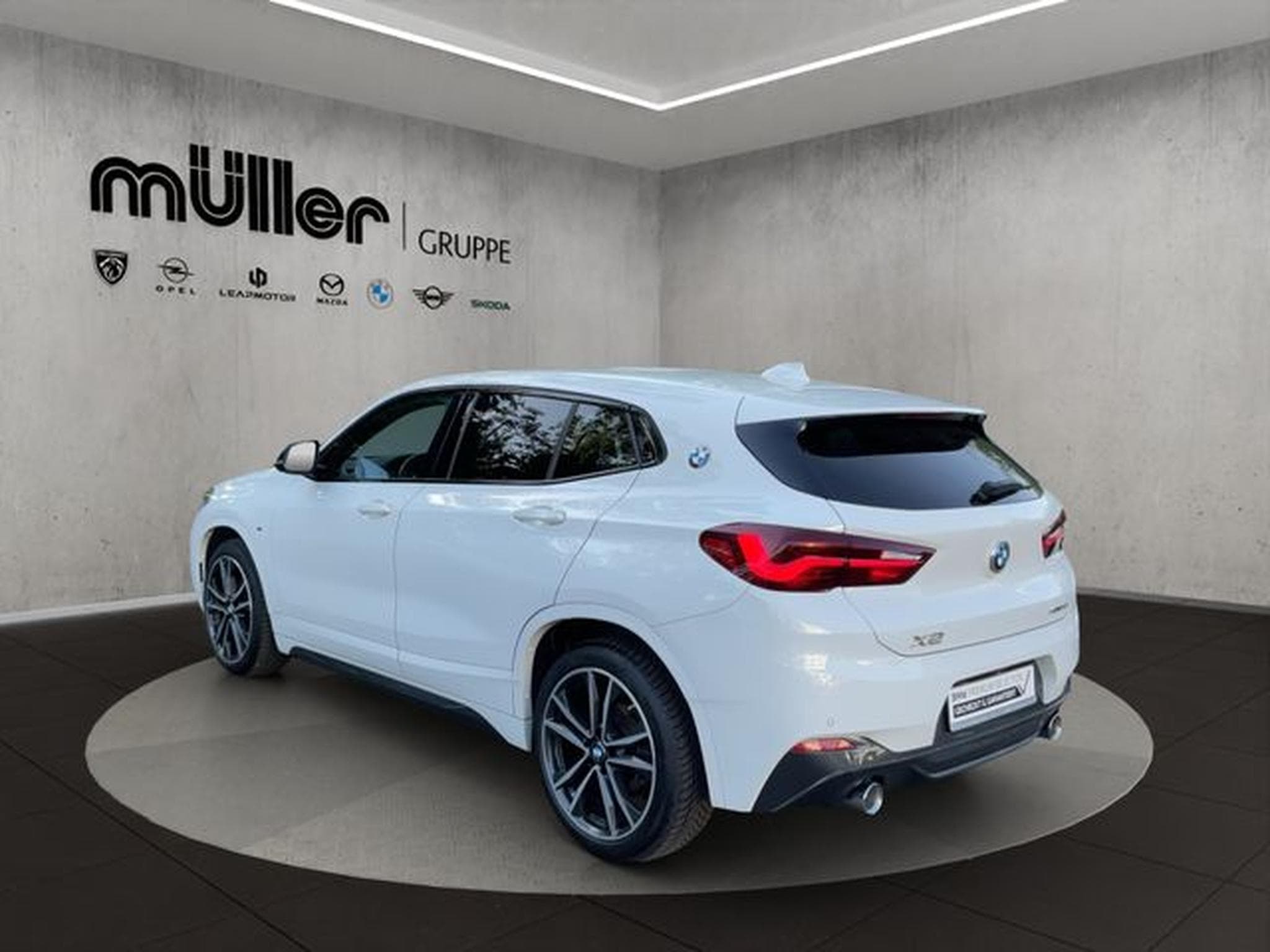 BMW X2 X2 sDrive18d M SPORT KAMERA LED PARKASSIST TEMPO (2023) - Photo 4