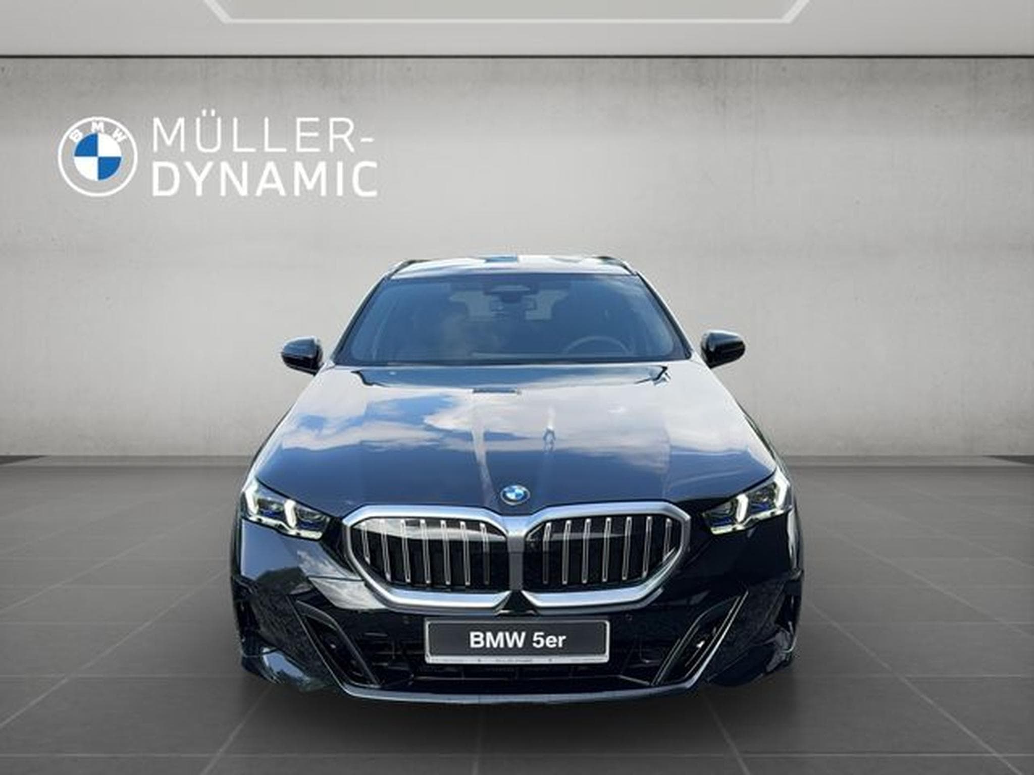 BMW 520 520d xDrive TOURING M SPORT LED AHK HIFI KOMFORT (2024) - Photo 2