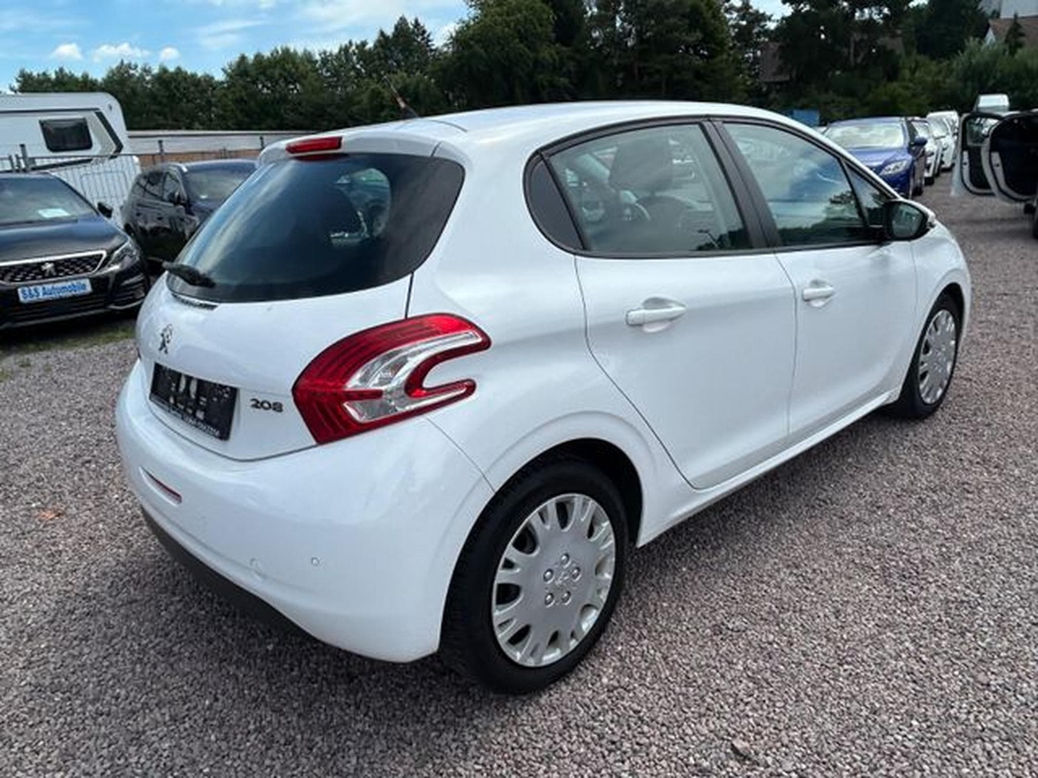 Peugeot 208 208 Active 1.4 *Zahnriemen+WP Neu*Euro5* (2012) - Foto 4