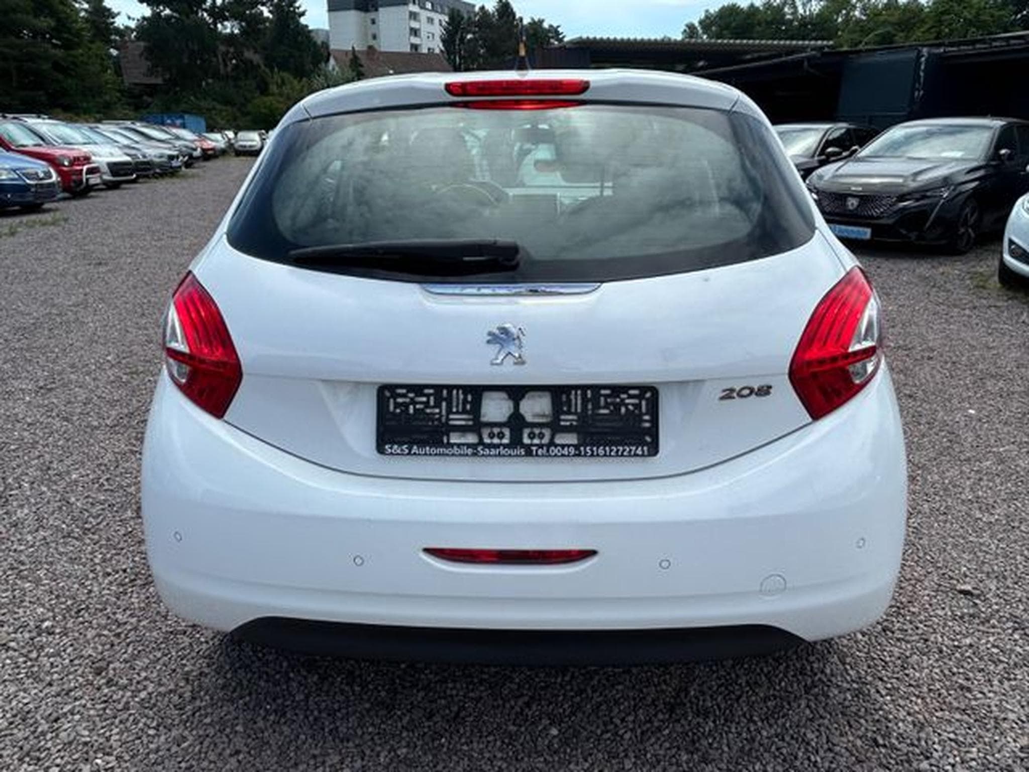 Peugeot 208 208 Active 1.4 *Zahnriemen+WP Neu*Euro5* (2012) - Foto 5