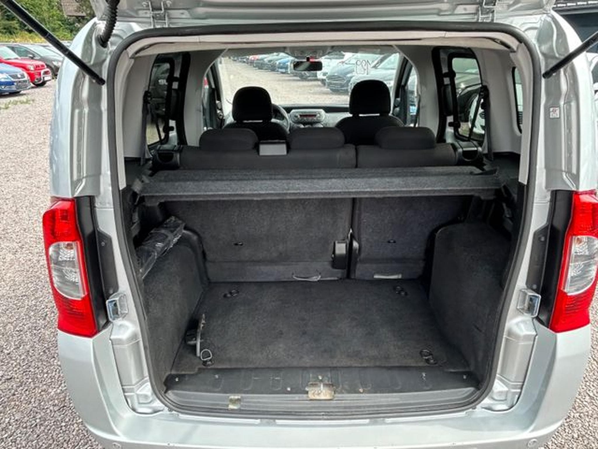 Fiat Qubo Qubo MY Qubo 1.4 *Klima*Bluetooth*Euro5 (2014) - Foto 13